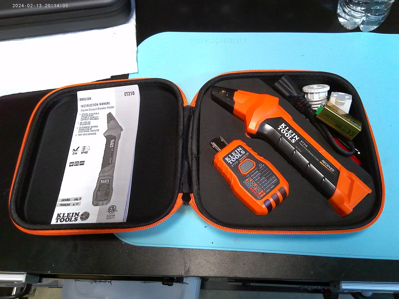 Klein Tools 80016 Circuit Breaker Finder Tool Kit with Accessories, GFCI Outlet Tester, 2-Piece Set, Includes Cat. No. ET310 and Cat. No. 69411 customer photo 1