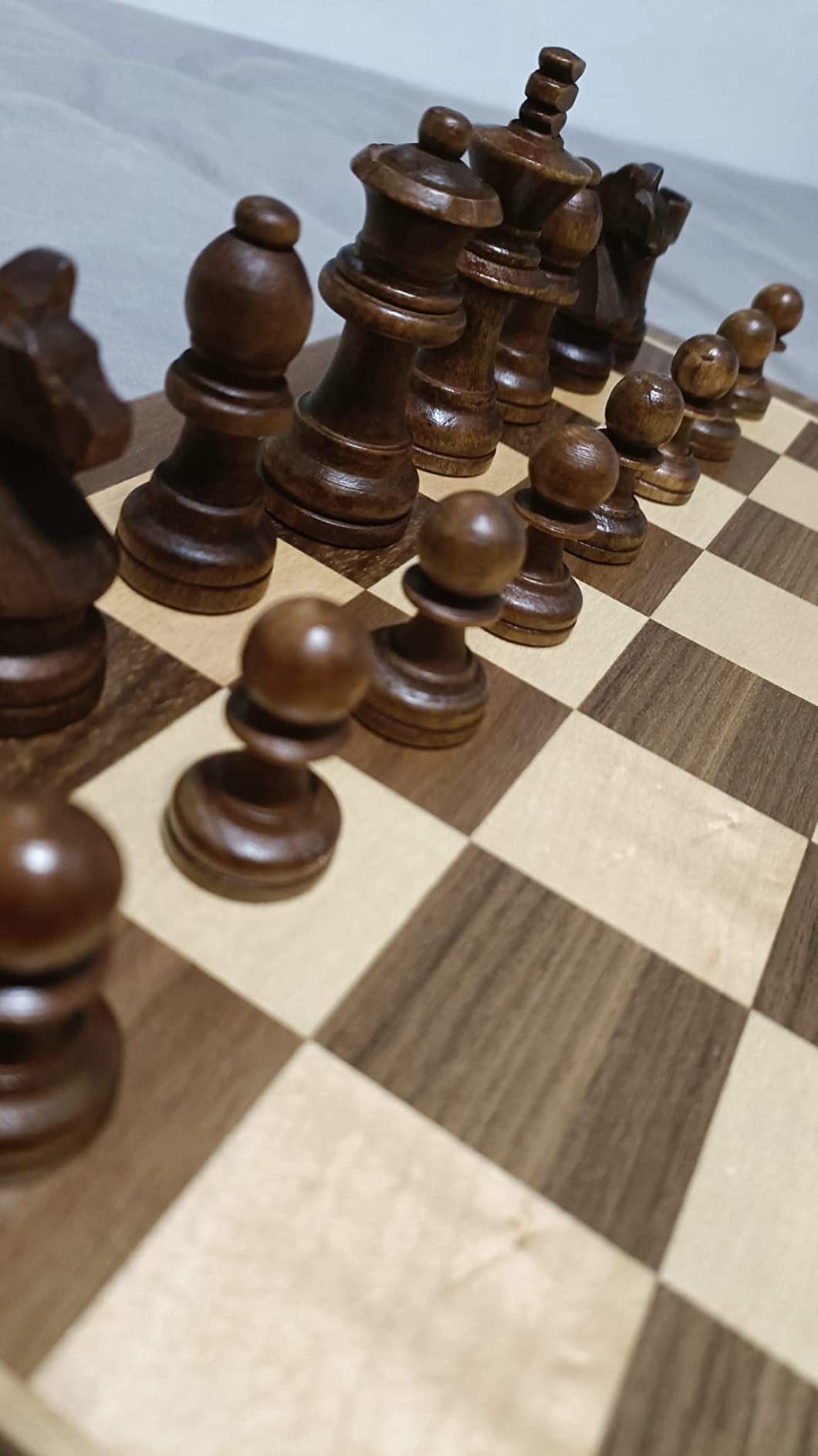 A&A 15 inch Foldable Wooden Magnetic Chess Set w/ 3 inch King Height Staunton Chess Pieces - Pine Box w/Walnut & Maple Inlay customer photo 2
