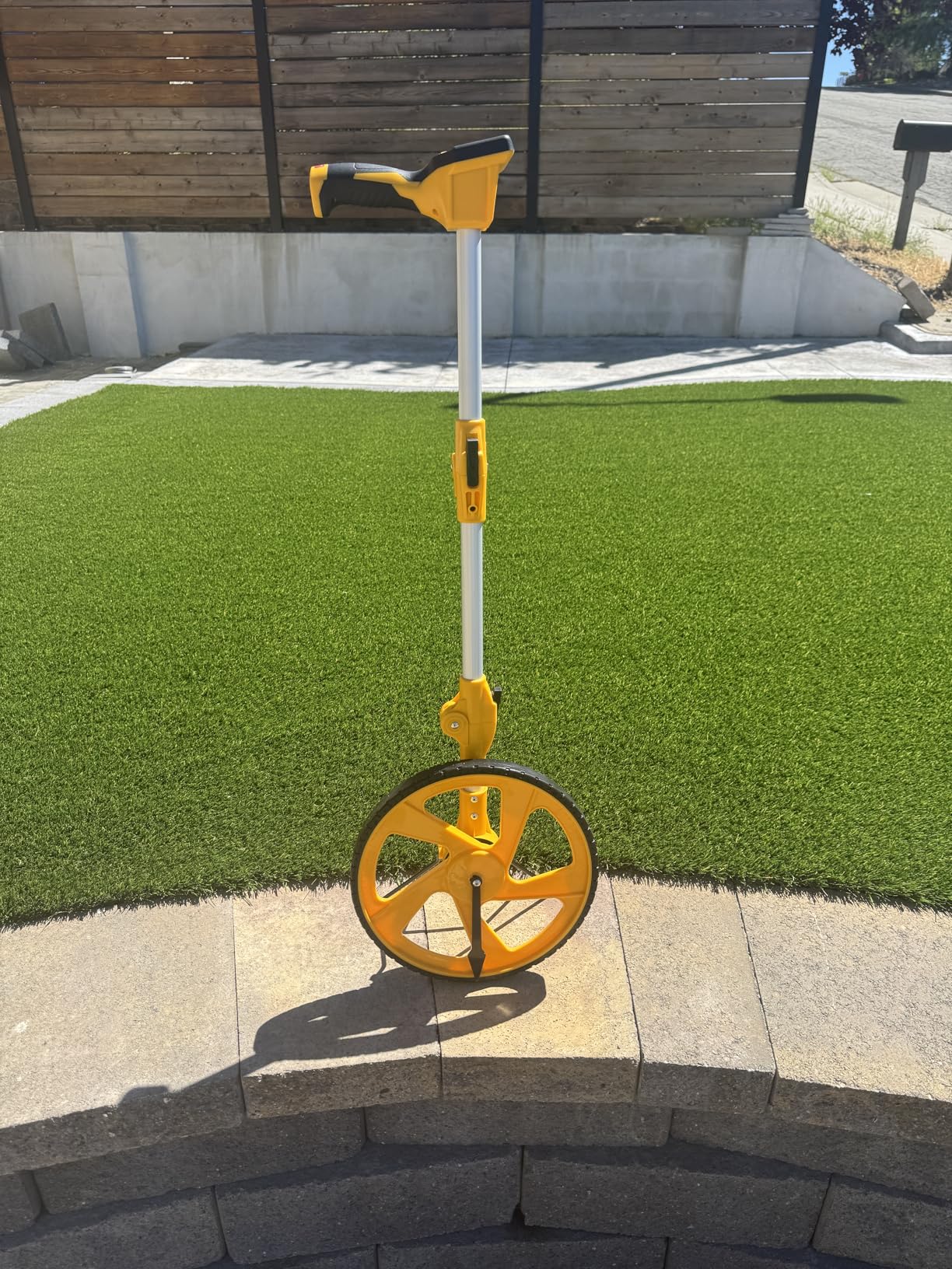 Zozen Measuring Wheel Digital Display, 3-Sections Foldable, Imperial/Metric Measure Wheel with Backlit Display | Up to 99,999Ft/ 99,999M | Kickstand to Keep Stand |Portable, Include Cloth Backpack customer photo 1