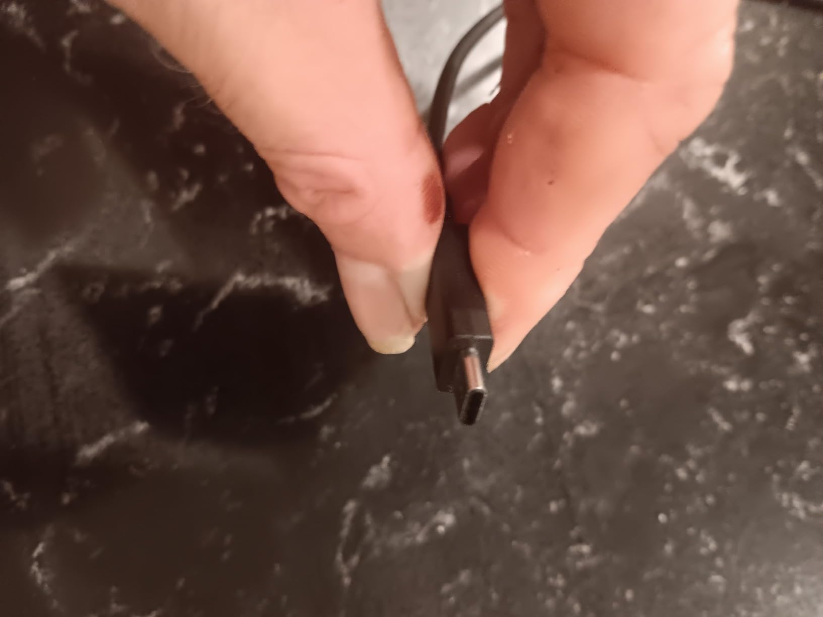 Samsung Type-C to Type-C 1.8m Cable (5A), Black customer photo 2