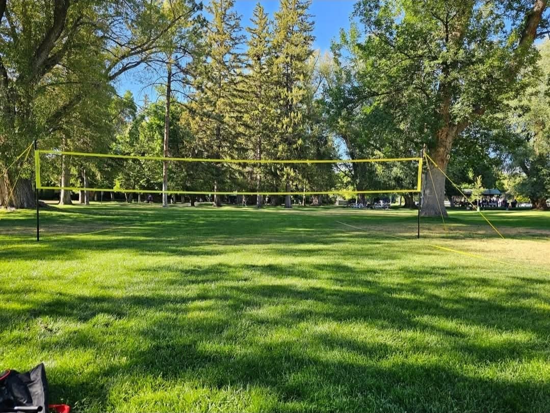 Volleyball Net Outdoor - Portable Volleyball Set for Backyard with Professional Volleyball Net, Wrap Yarn Volleyball and Pump, Boundary Line, Carry Bag customer photo 2