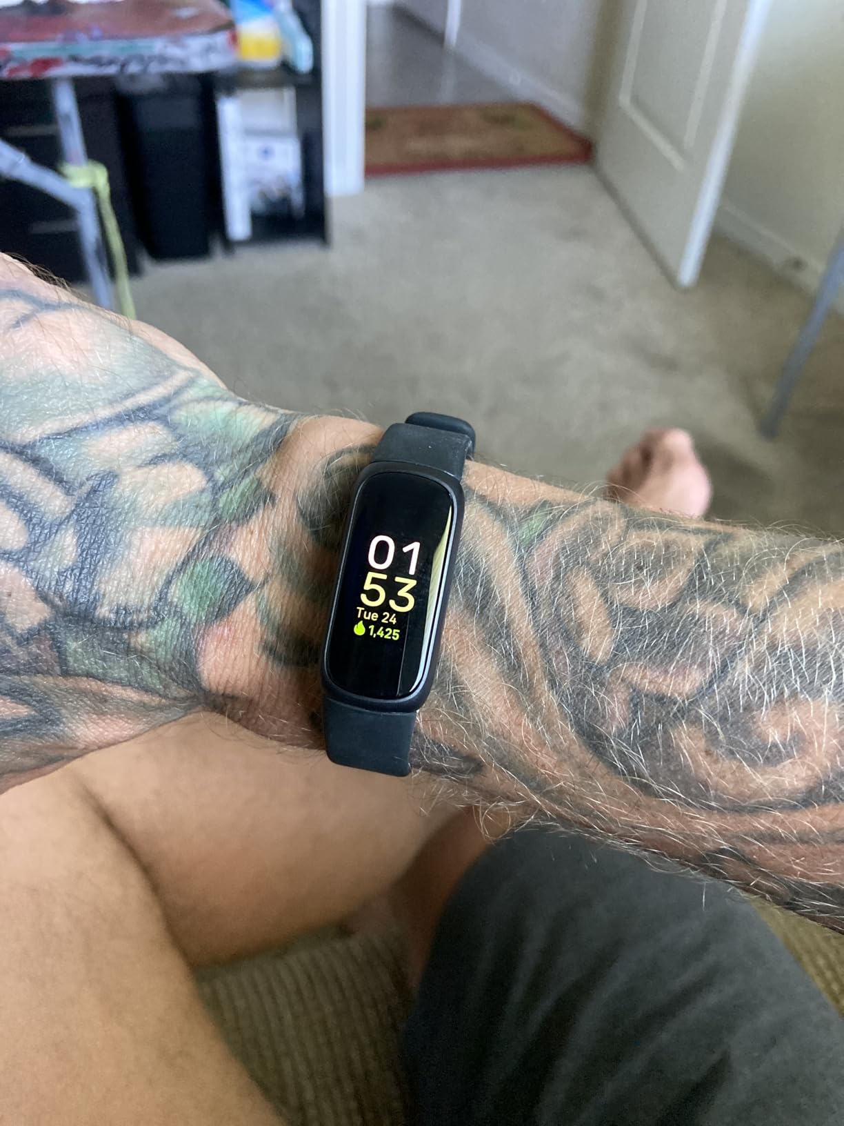 Fitbit Inspire 3 Fitness Tracker - Advanced Health Insights with Stress Management, Workout Intensity & Sleep Tracking, 24/7 Heart Rate, Includes Small and Large Classic Bands (Midnight Zen/Black) customer photo 2