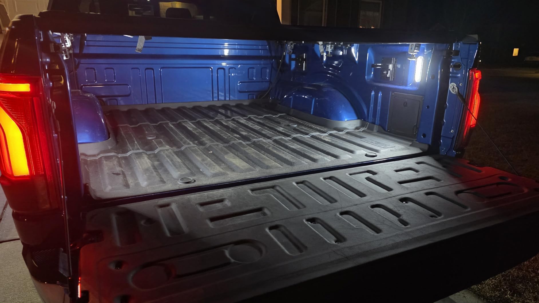 Starkey Products LED Bed Light Kit - Compatible with Ford F-150 2021-2026 customer photo 1