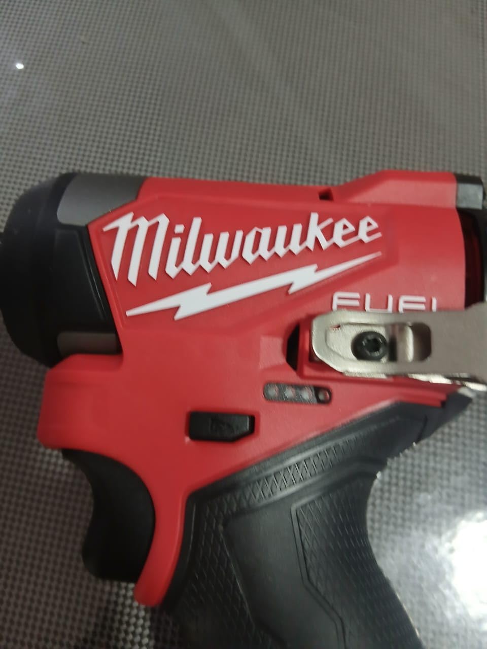 Milwaukee Electric - M12 Fuel. 1/4 HEX Impact Driver KIT customer photo 2