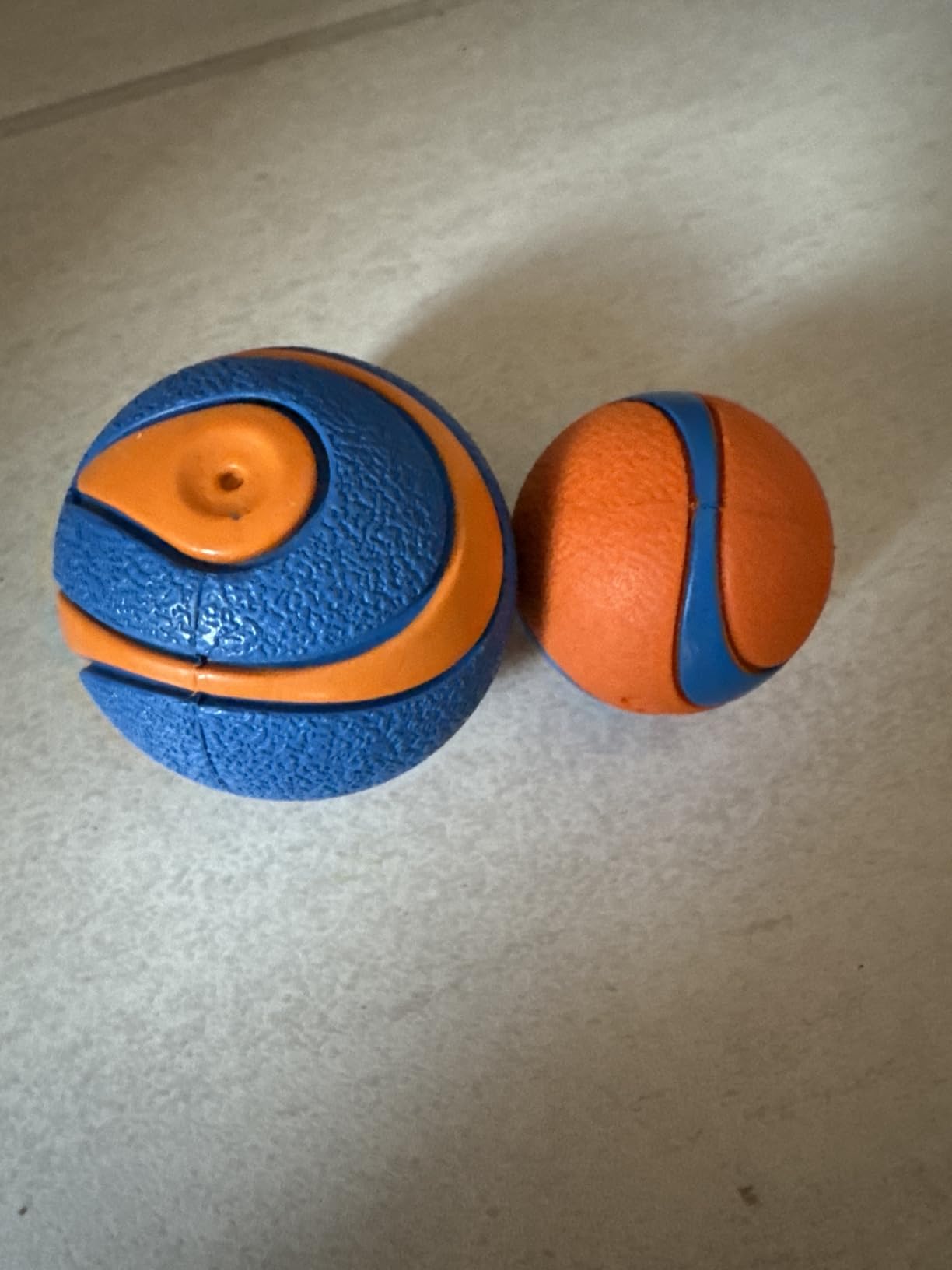 Automatic Dog Ball Launcher - Dog Ball Fetch Machine, Ball Thrower for Dogs, for Small to Medium Sized Dogs, Interactive Dog Toy with 6 Latex Balls, Plug-in & Battery Options - 4 Launch Distances customer photo 1