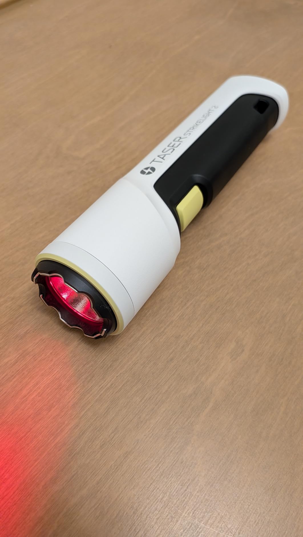 TASER StrikeLight 2 Rechargeable Self-Defense Flashlight with Painful 10 uC Stun Charge customer photo 1