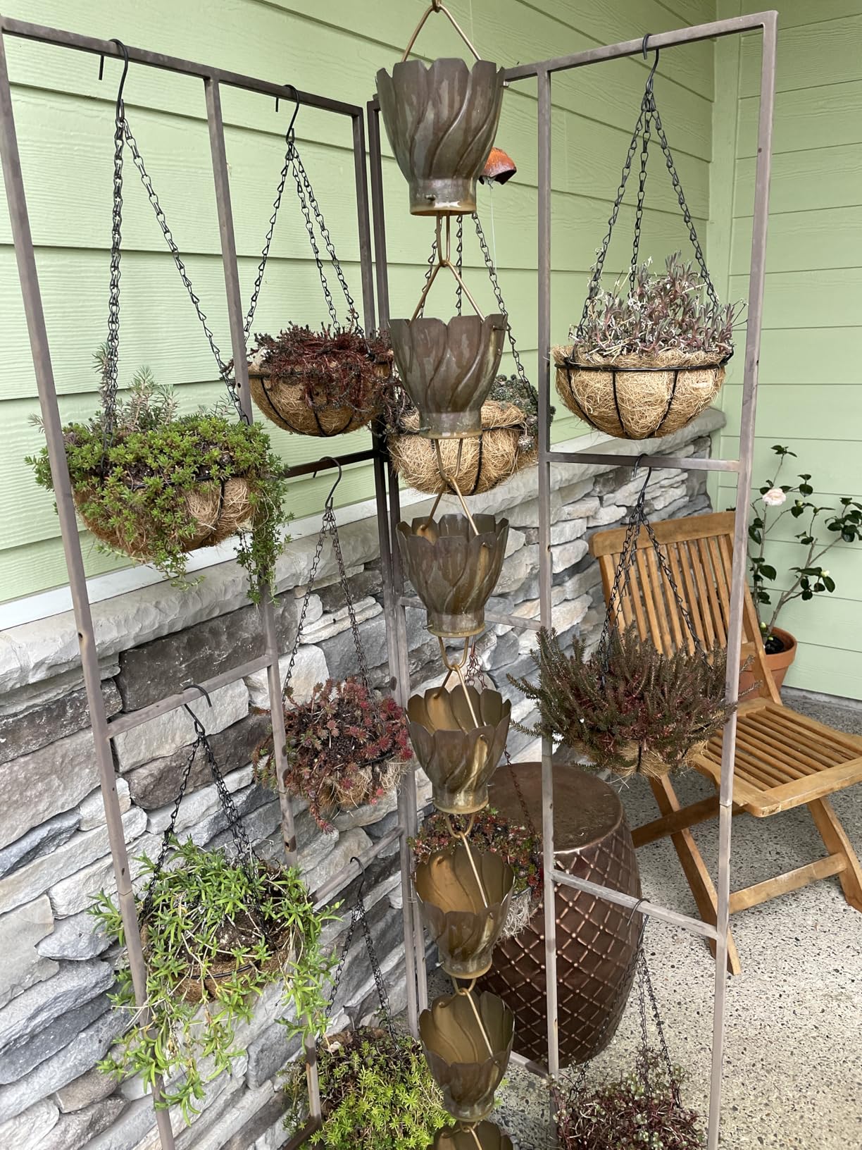 14 inch Metal Hanging Baskets For Plants Outdoor 4 Pack Round Metal Wire Hanging Basket Planter with Coco Fiber Liners Chain Round Wire Plant Holder for Garden, Patio, Deck, Porch Plants Flower Potss customer photo 2