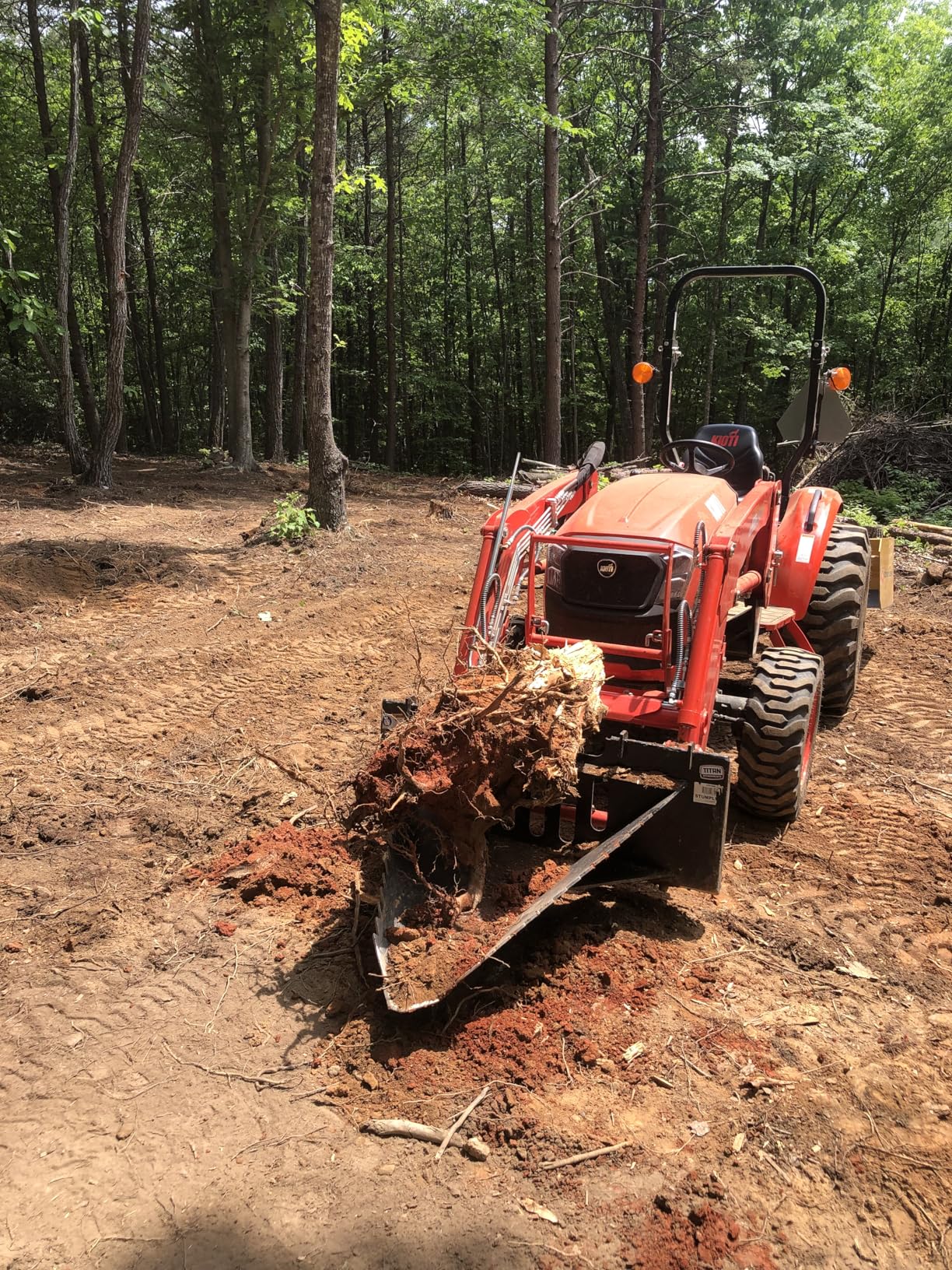 Titan Attachments Economy Series Stump Bucket Attachment, Universal Skid Steer Quick Tach, Serrated Leading Edge, Tree Scoop Digger for Removing Smaller Tree Stumps and Light Duty Ripping Roots customer photo 1