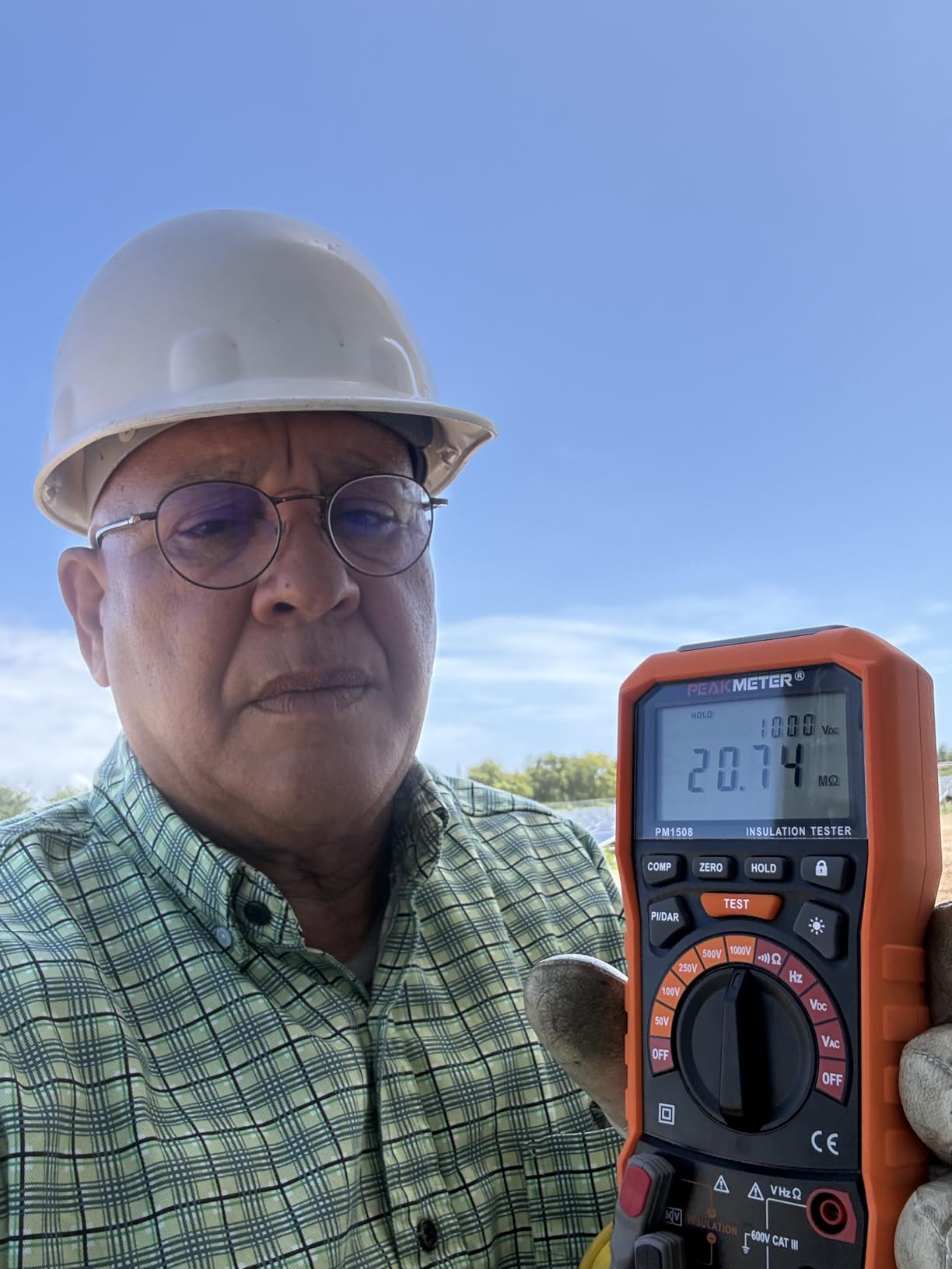 Megohmmeter, Insulation Resistance Tester, 50V-1000V Up to 100GΩ | Digital Megohmmeter, Multimeter, 50V/100V/250V/500V/1000V, with PI, DAR, Frequency, Low Voltage Test customer photo 1