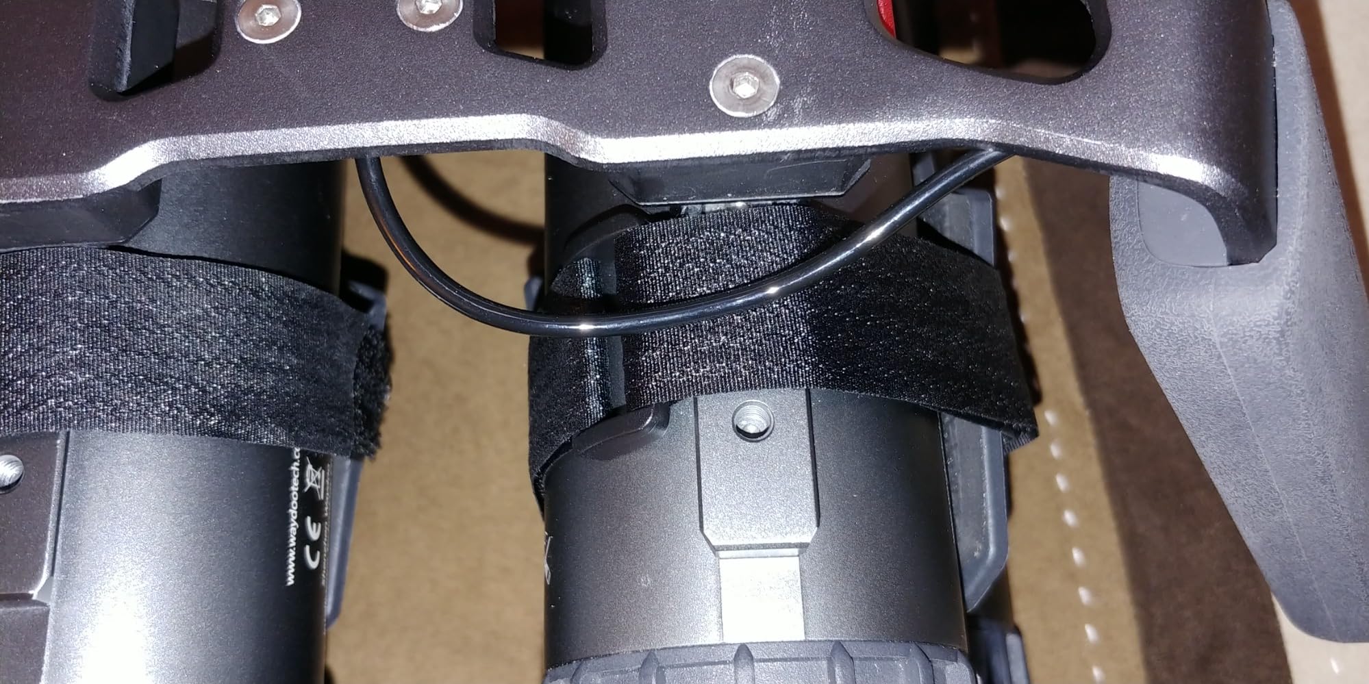 Waydoo Subnado Underwater Scooter Main Unit, Gray/Red customer photo 1