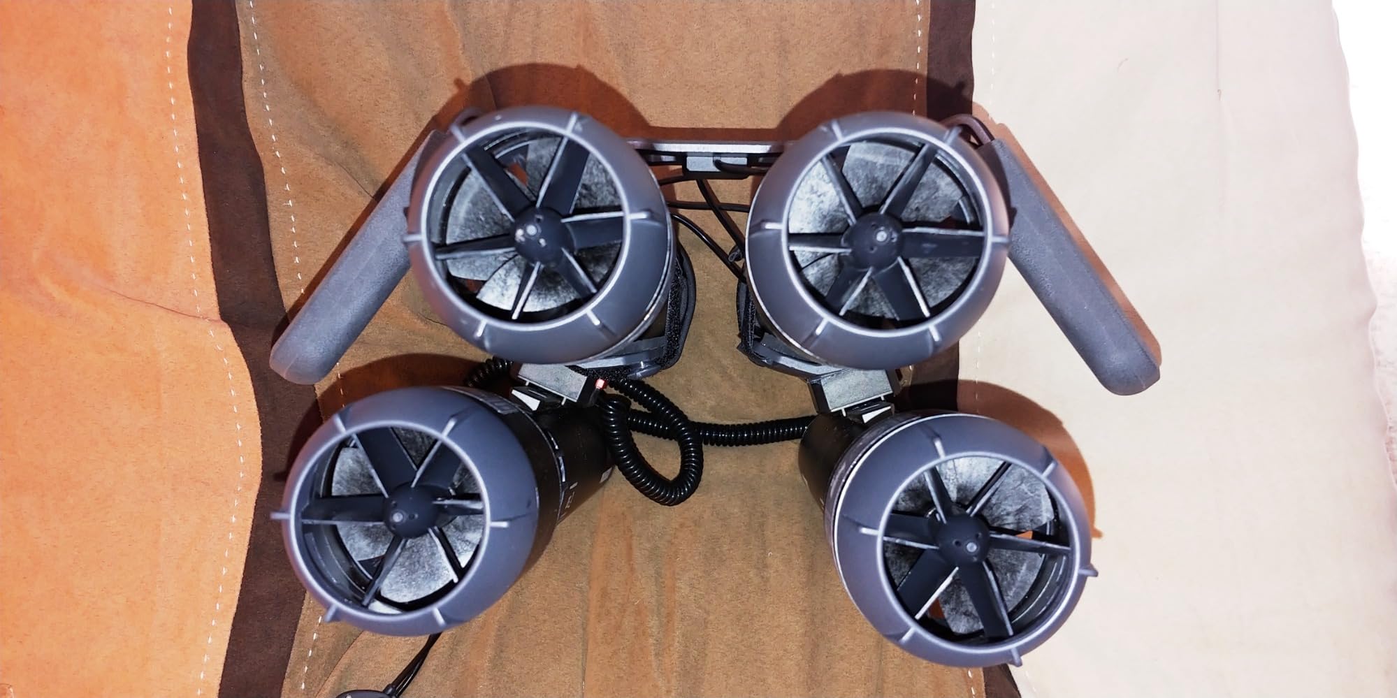 Waydoo Subnado Underwater Scooter Main Unit, Gray/Red customer photo 2