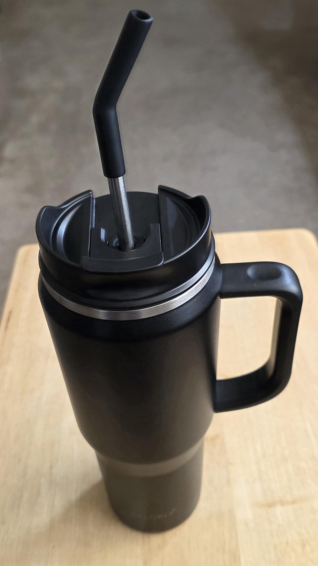 40 oz Tumbler with Handle, Insulated Tumblers with Lid and Straw, Large Metal Sports Water Bottle Jug, Thermal Stainless Steel Travel Coffee Mug Cup, Black customer photo 2