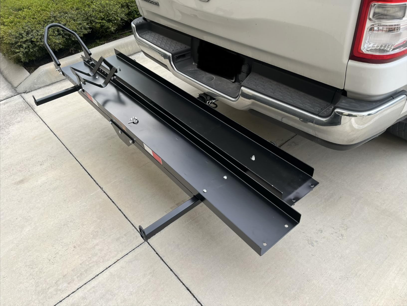 IRONMAX 600LBS Motorcycle Carrier, Heavy Duty Steel Hitch Mount Rack Hauler with Loading Ramp, Wheel Chock & 2 Straps, Anti Tilt Scooter Dirt Bike Carrier for Car Truck SUV RV customer photo 1