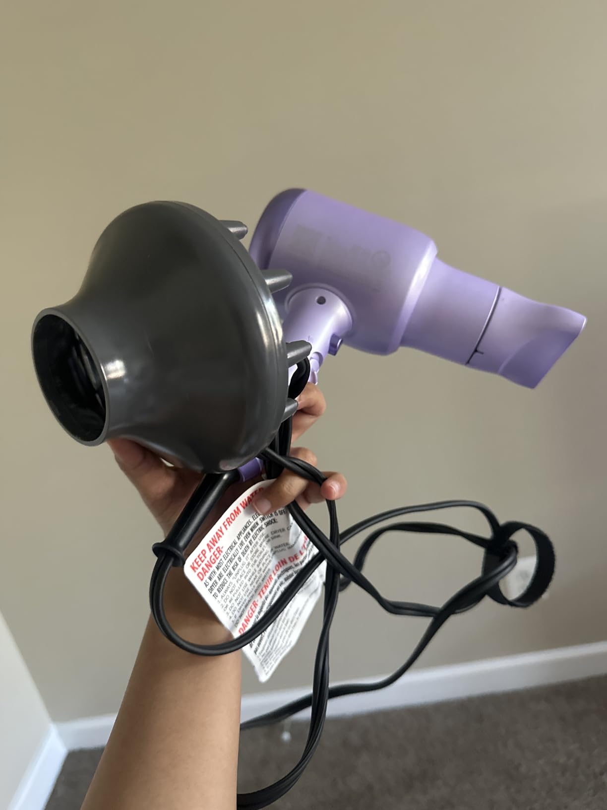 Wavytalk Hair Dryer with Diffuser, Blown Away Ionic Hair Dryer for Curly Hair with Comb, 1875W Fast Drying Blow Dryer with Ceramic Technology, 3 Attachments for All Hair Types customer photo 2