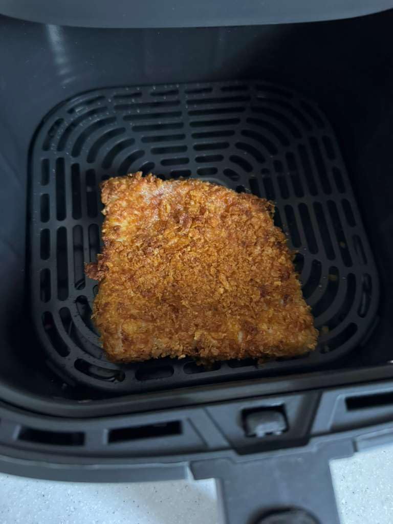 Cosori Air Fryer Pro LE 5-Qt Airfryer, With 20PCS paper liners, 10 Functions that Dry, Bake, Roast & Preheat, Shake Reminder, Up to 450F, 85% Oil less, Compact, 130+ Recipes, Dishwasher Safe, White customer photo 2