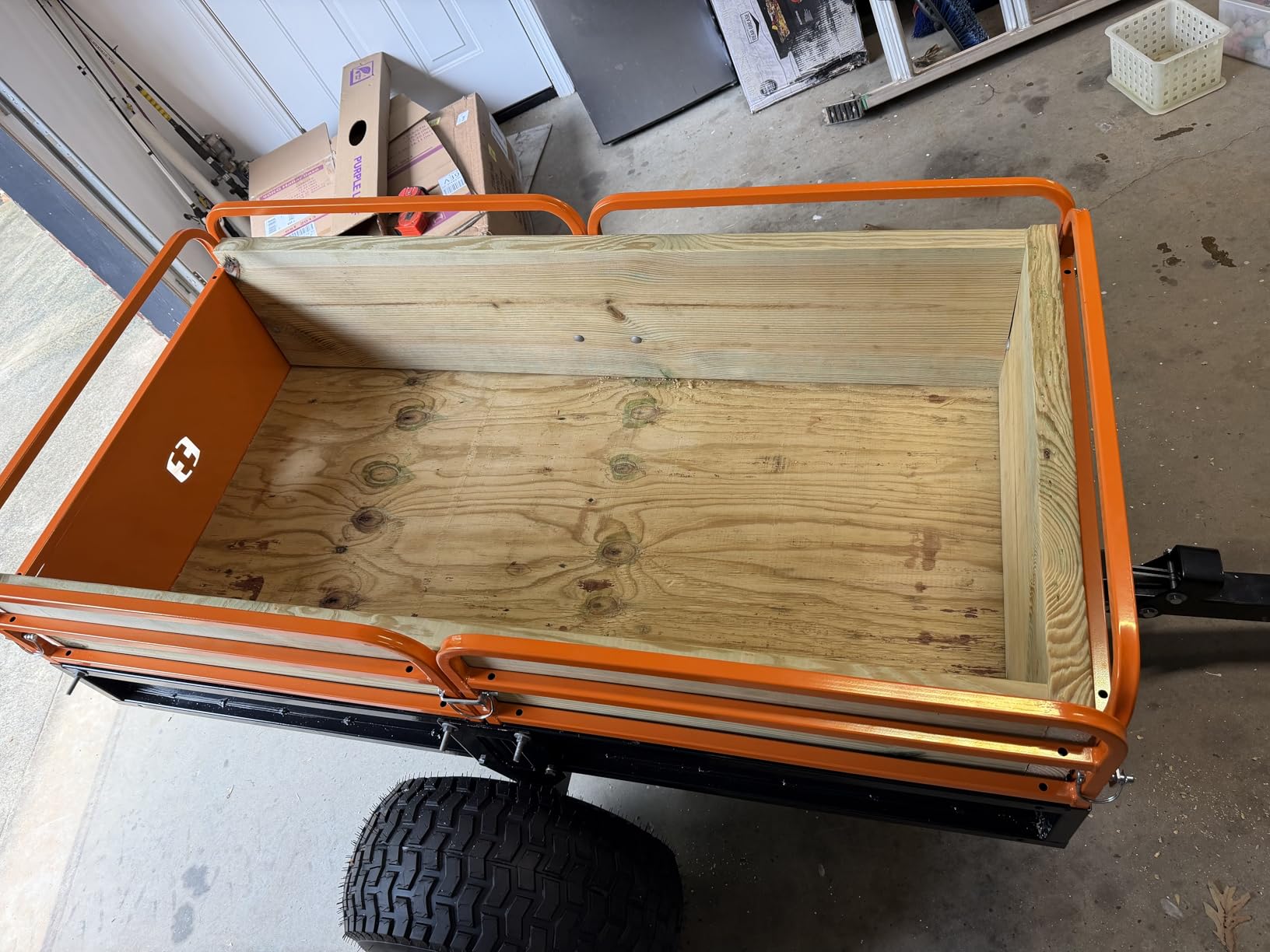 Impact IMPLEMENTS 1500lb HD Agricultural Trailer with Solid Floor & Sides customer photo 1