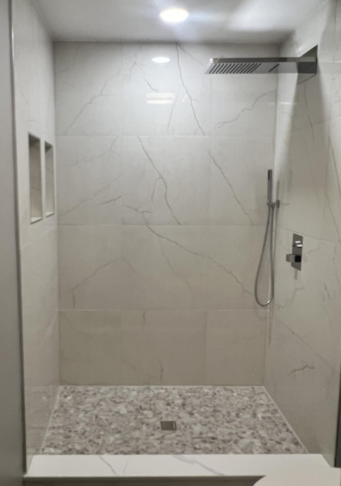 Tile Leveling System 1/8