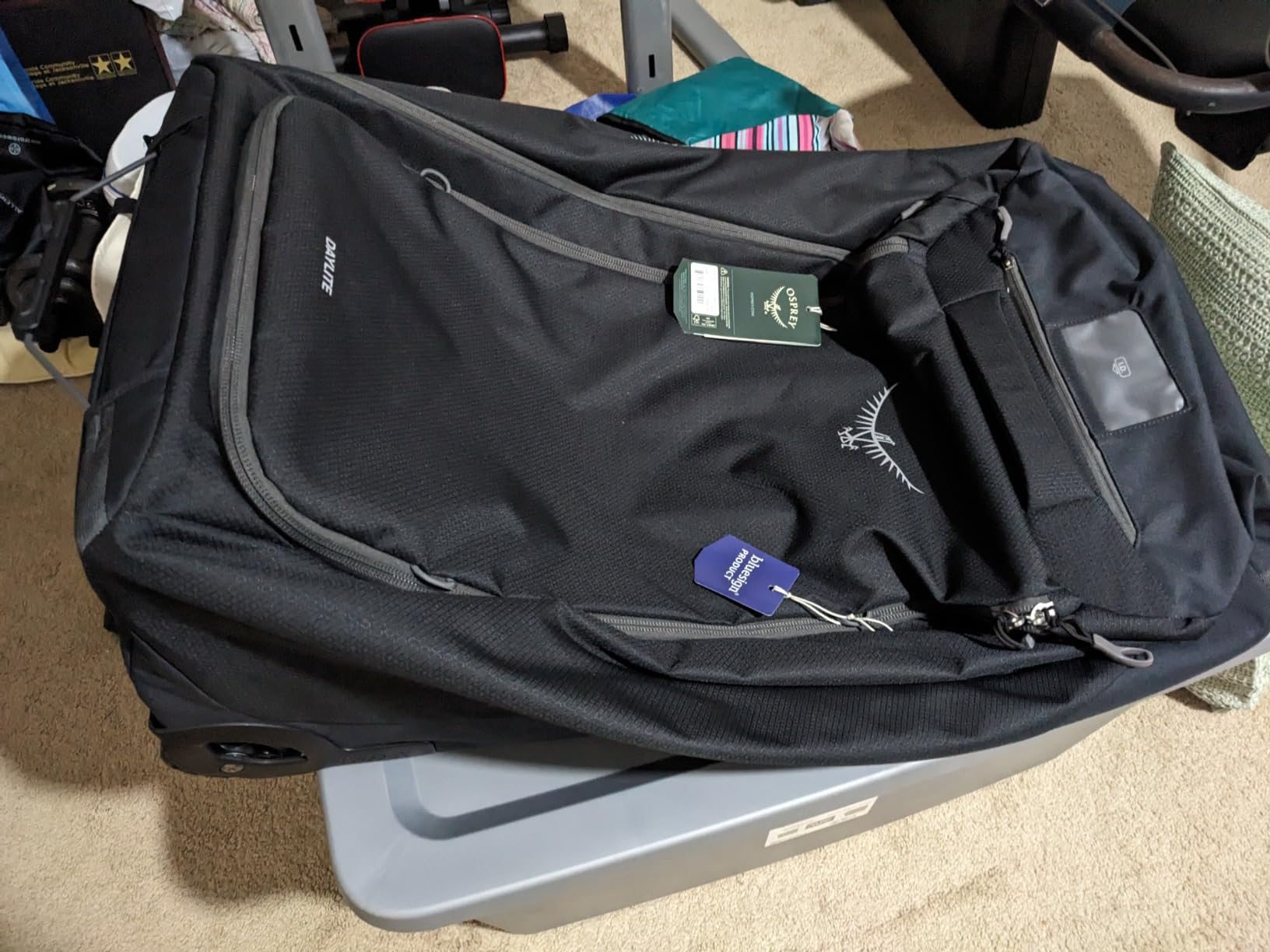 Osprey Daylite 85L Wheeled Collapsible Travel Duffel Bag - Lightweight Rolling Suitcase, Blue Spikemoss/Alkaline customer photo 2