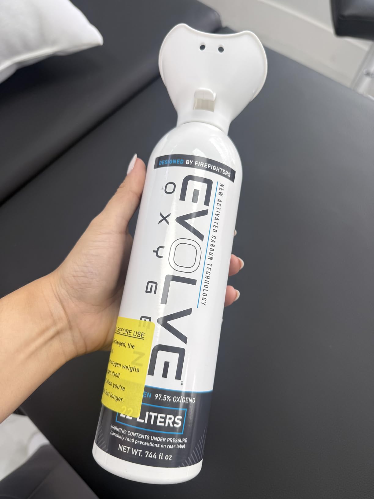 EVOLVE 22-Liter Pure Oxygen Canister with Breathing Cup | Portable Oxygen Can | Ideal for Home Use and Outdoor Activities | Designed by Firefighters | Made in The USA | Pack of 3 customer photo 1