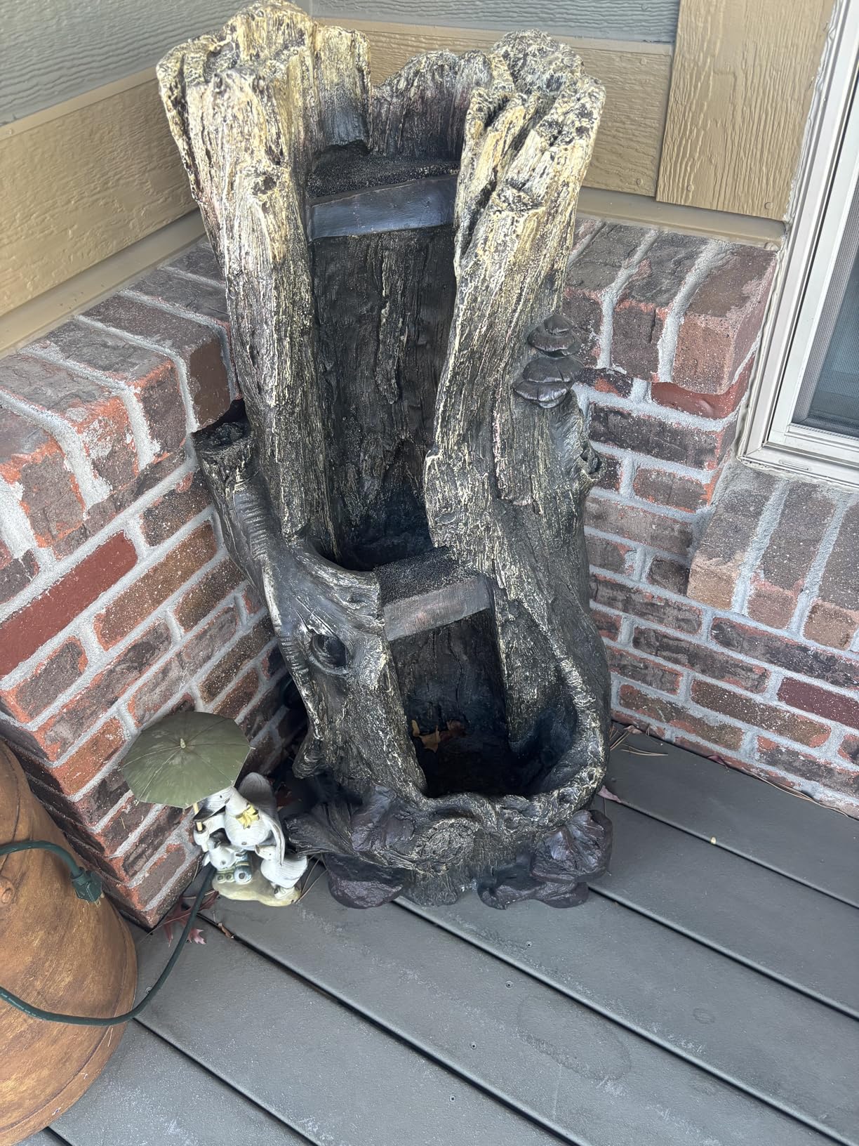 Alpine Corporation WIN1554S Outdoor Curved Trunk and Stone Floor Fountain with Warm White LED Lights, Tiered Garden Decor, 24