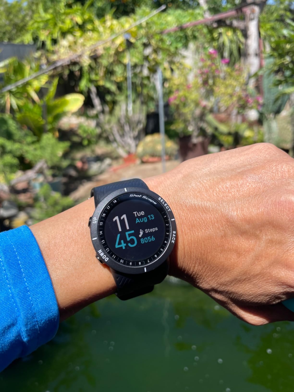 Shot Scope V5 GPS Watch, Shot Tracking, 36k+ Preloaded Courses, Full Course Maps, No Subscription customer photo 1