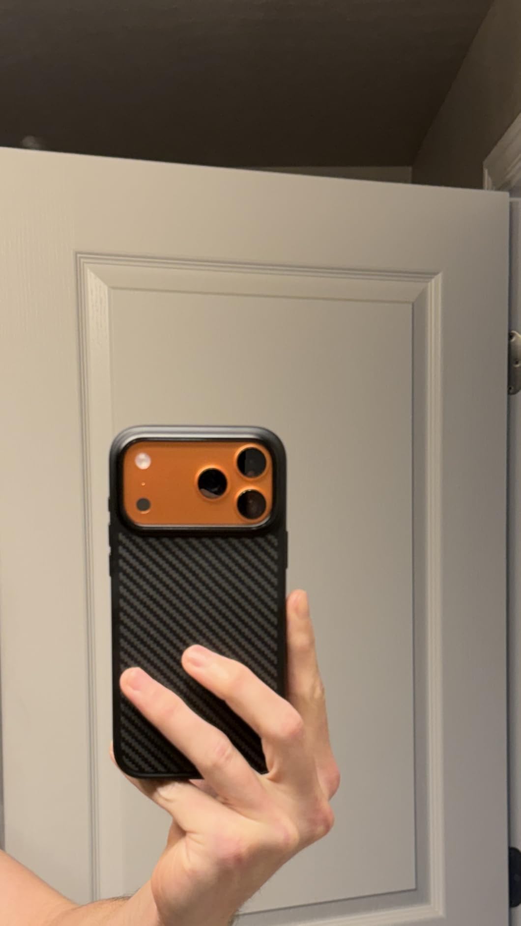 Spigen for iPhone 16 Pro Case, Enzo Aramid MagFit [Compatible with Magsafe Accessories] [Military-Grade Protection] - Black Silver customer photo 2