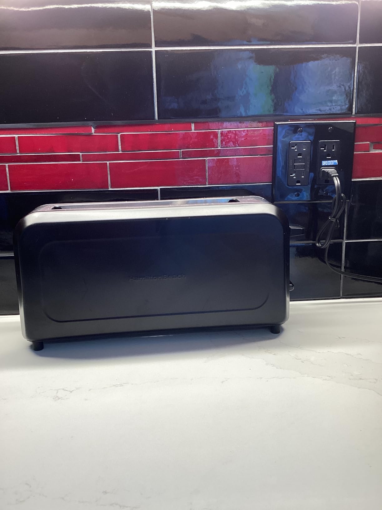 Hamilton Beach Extra Wide Long Slot 2 Slice Toaster, Browning Control With 7 Shades, Bagel Function, Cancel Button & Auto Shutoff, Modern Slim Design Fits Any Space, Black (22989) customer photo 1