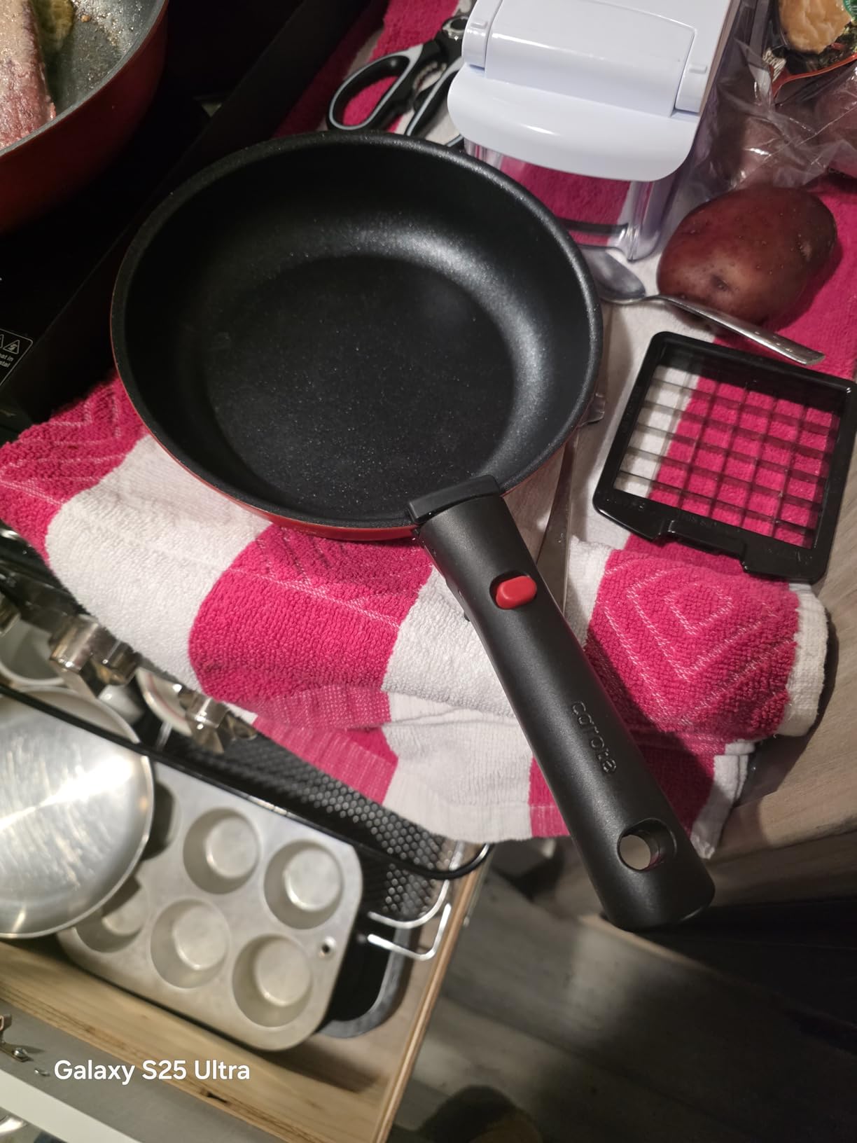 CAROTE 19Pcs Pots and Pans Set Non Stick, Cookware Set Detachable Handle, Nonstick Induction Kitchen Sets Non Stick with Removable Handle, RV Cook Ware, Oven Safe, Black customer photo 1