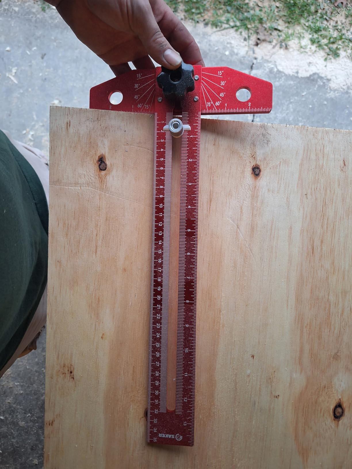Saker Woodworking Scriber Marking Line Ruler, Adjustable Aluminum Alloy Sliding T-Square Ruler,Precision Line Drawing aid Ruler with Angle Adjustment Scale customer photo 2