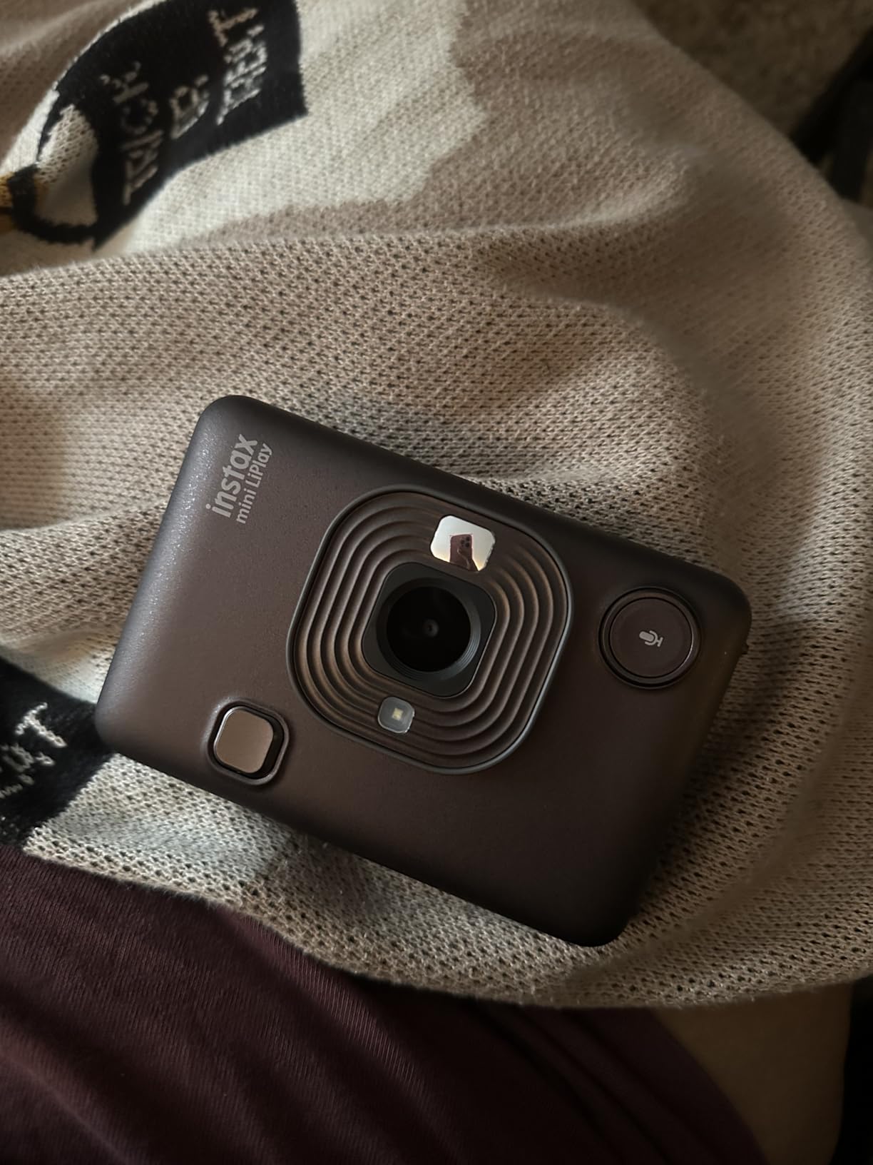 INSTAX Mini LIPLAY Hybrid Instant Camera - Deep Bronze customer photo 2