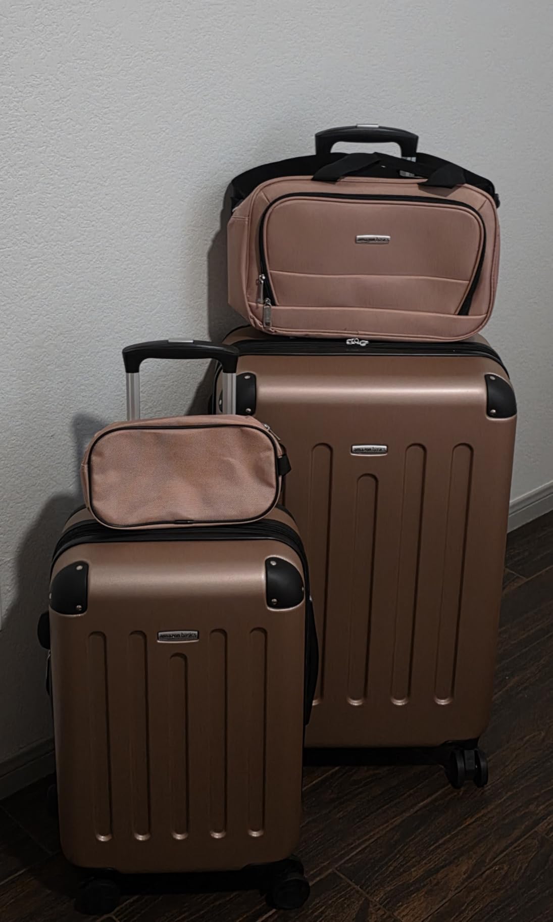 4-Piece Luggage Set, Hardside Spinner Suitcases with Multidirectional Wheels (22