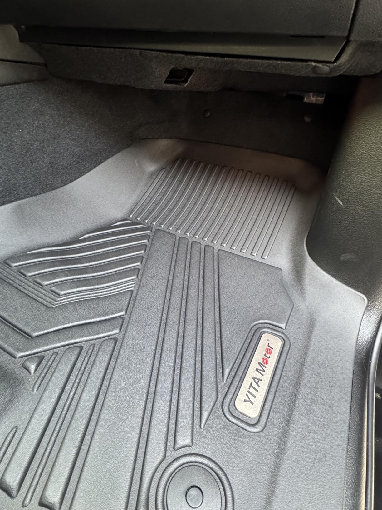YITAMOTOR Floor Mats Fit for 2013-2018 Dodge Ram 1500/2500/3500 Crew Cab, 2019-2024 Ram 1500 Classic Crew Cab 1st & 2nd Row All Weather Heavy Duty Floor Liners Black customer photo 2