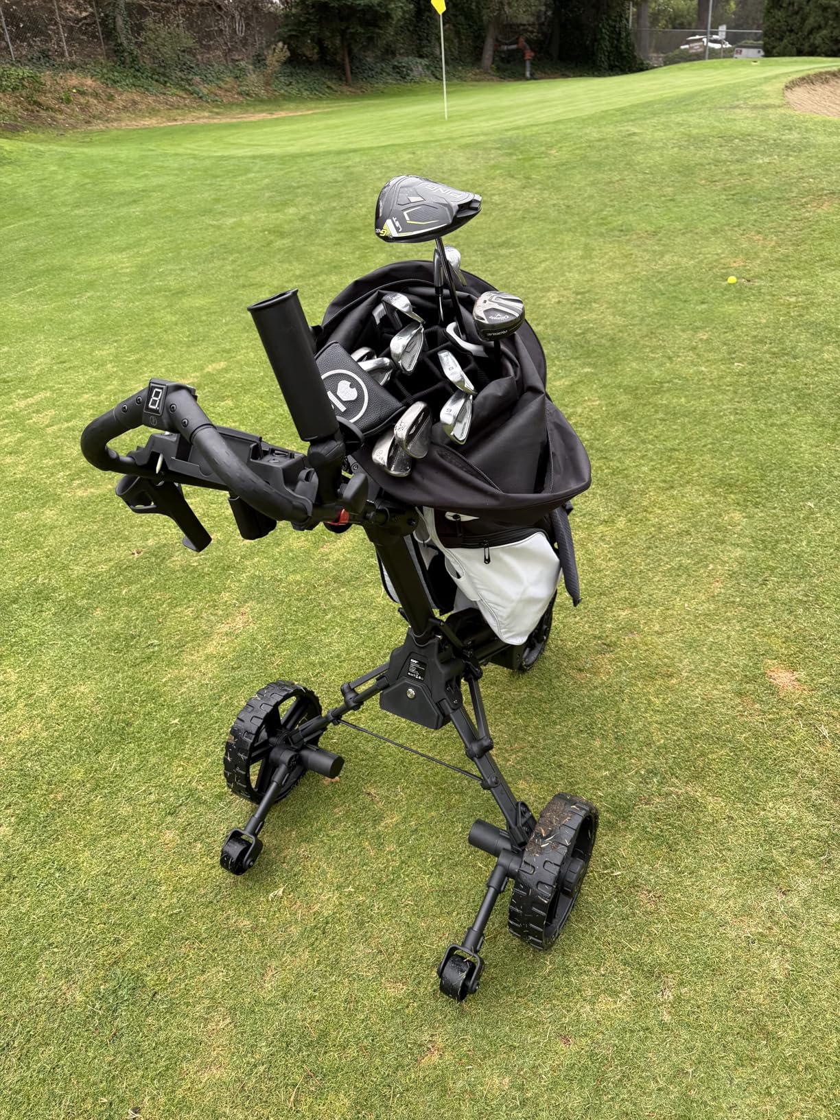 KVV Electric Golf Push Cart with Remote Control, Super Compact and Lightweight Electric Golf Cart, Smallest Folding Size, Suitable for All Terrains (Charcoal) customer photo 1