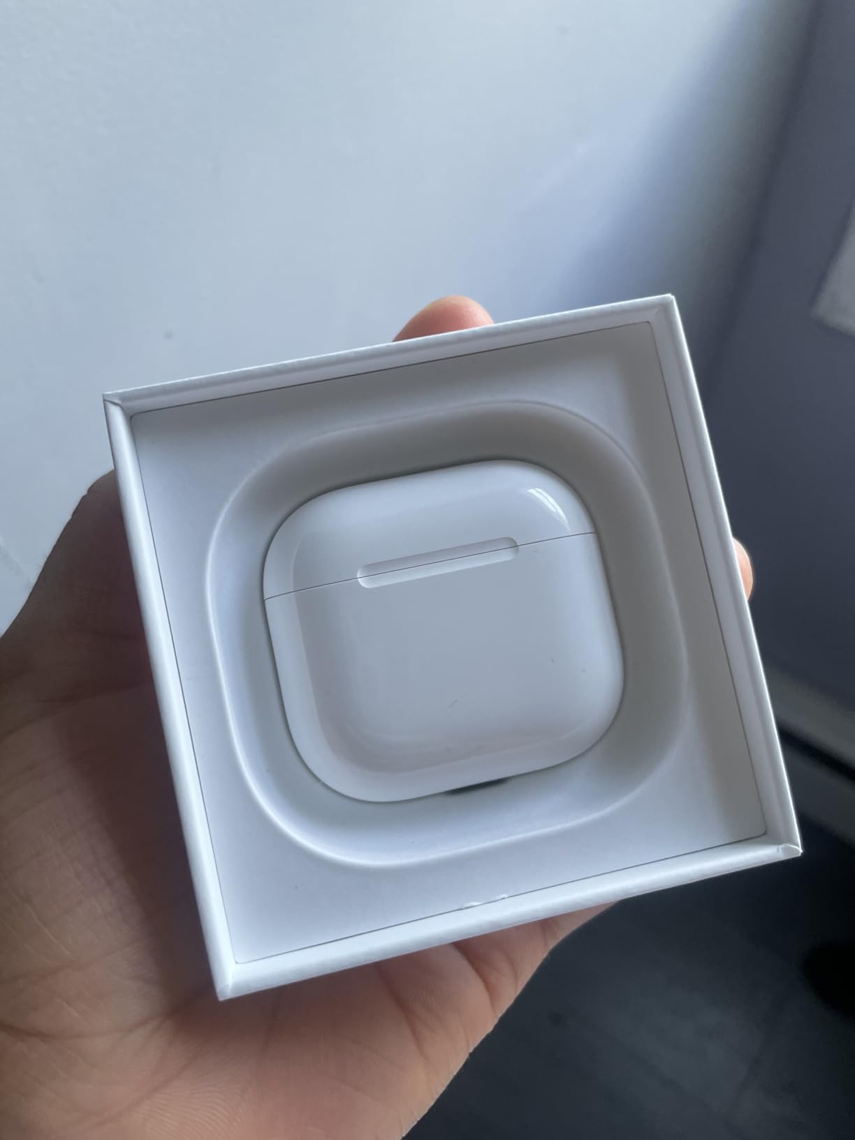 Apple Airpods 4 (Renewed) customer photo 1