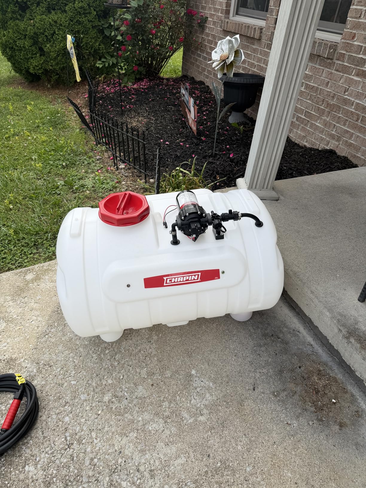 Chapin 98004 ATV 40G Water Tank with 10ft Boom and 3-Point Hitch Sprayer, 5 GPM Diaphragm Pump Included, for Agriculture, Acreage, Farming, Landscaping customer photo 1