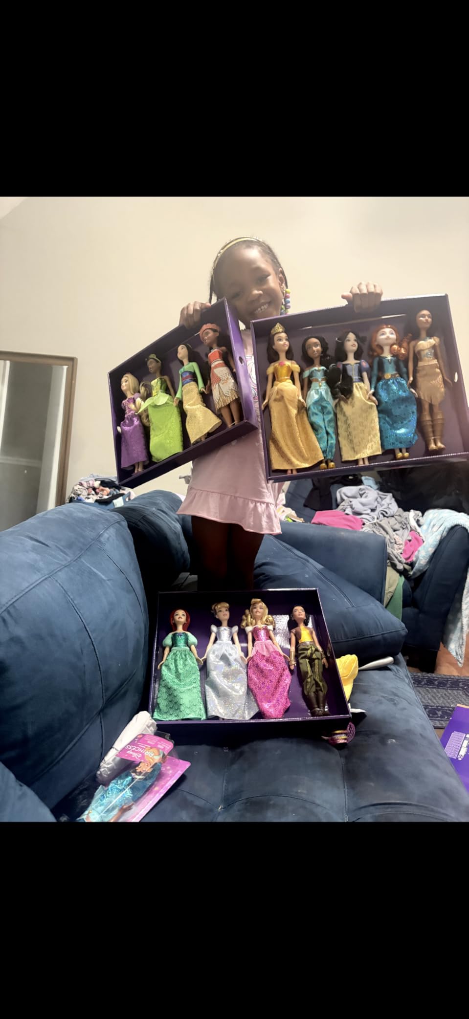 Mattel Disney Princess Ultimate Princess Collection with 13 Fashion Dolls in Sparkling Clothing & Accessories, Poseable, Inspired by Movies customer photo 1