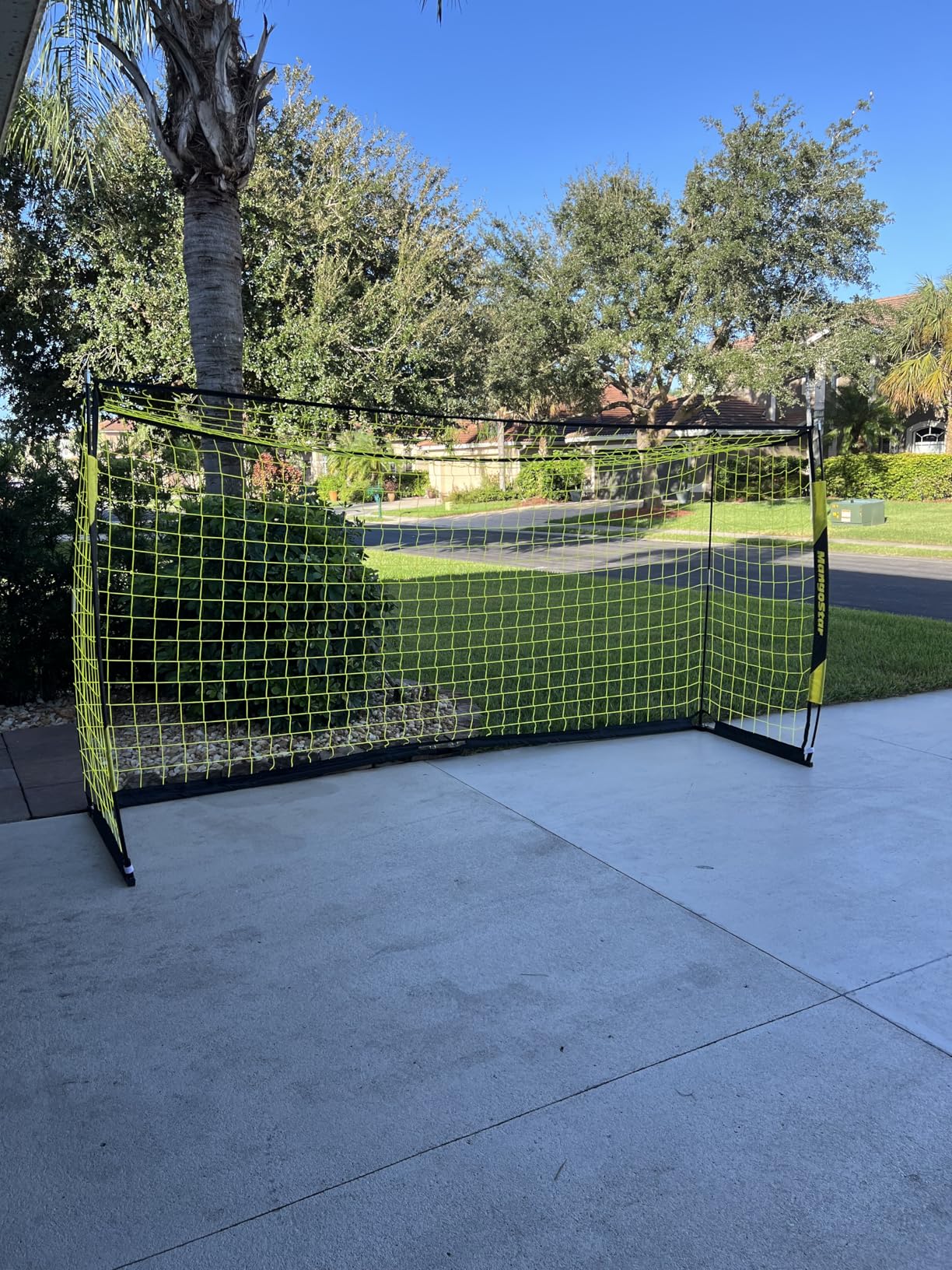 MangoStar Soccer Goal, 12X6 FT Soccer Goal for Backyard Portable Net Collapsible Metal Base, Quick Set Up Soccer Net for Indoor Outdoor Practice Training with Carry Bag customer photo 1