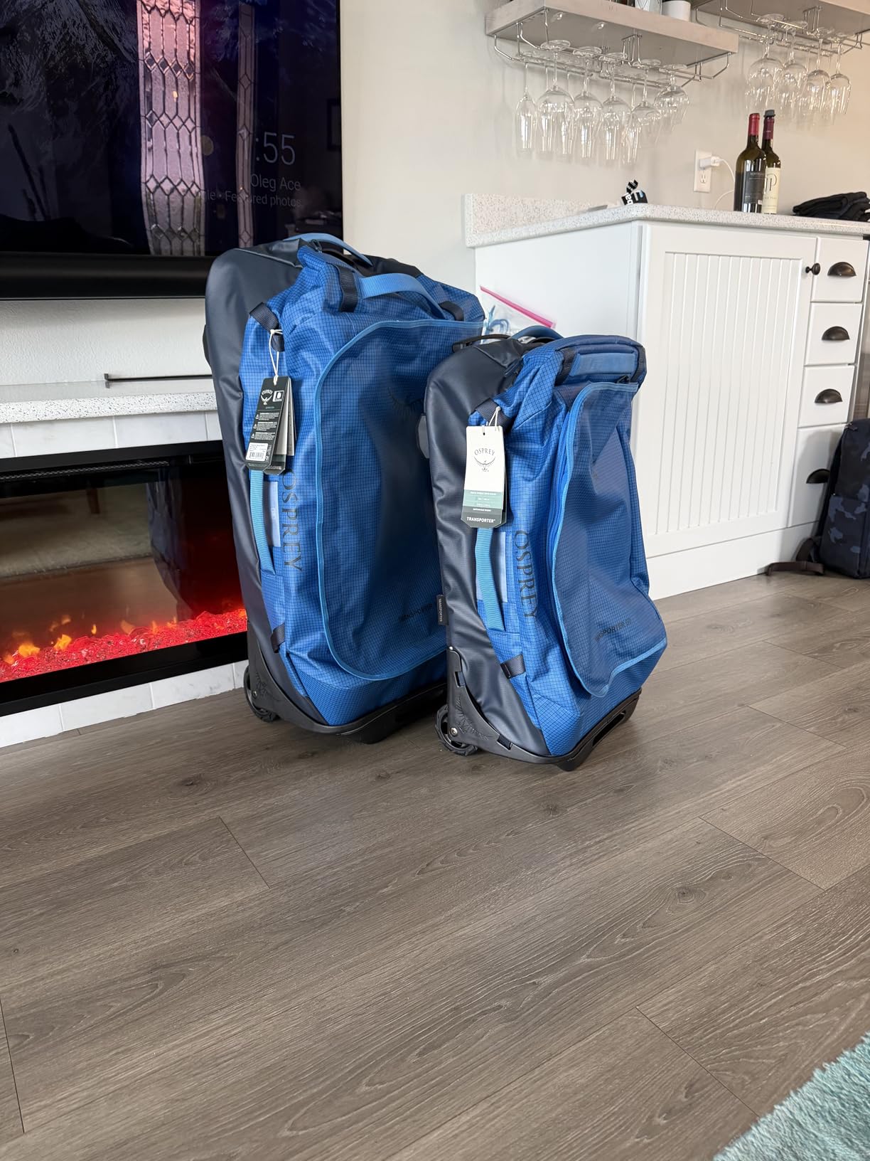 Osprey Transporter 120L Wheeled Travel Duffel Bag - Extra Large Lightweight Rolling Suitcase for Men and Women, Blue Flame/Nocturnal Blue customer photo 2