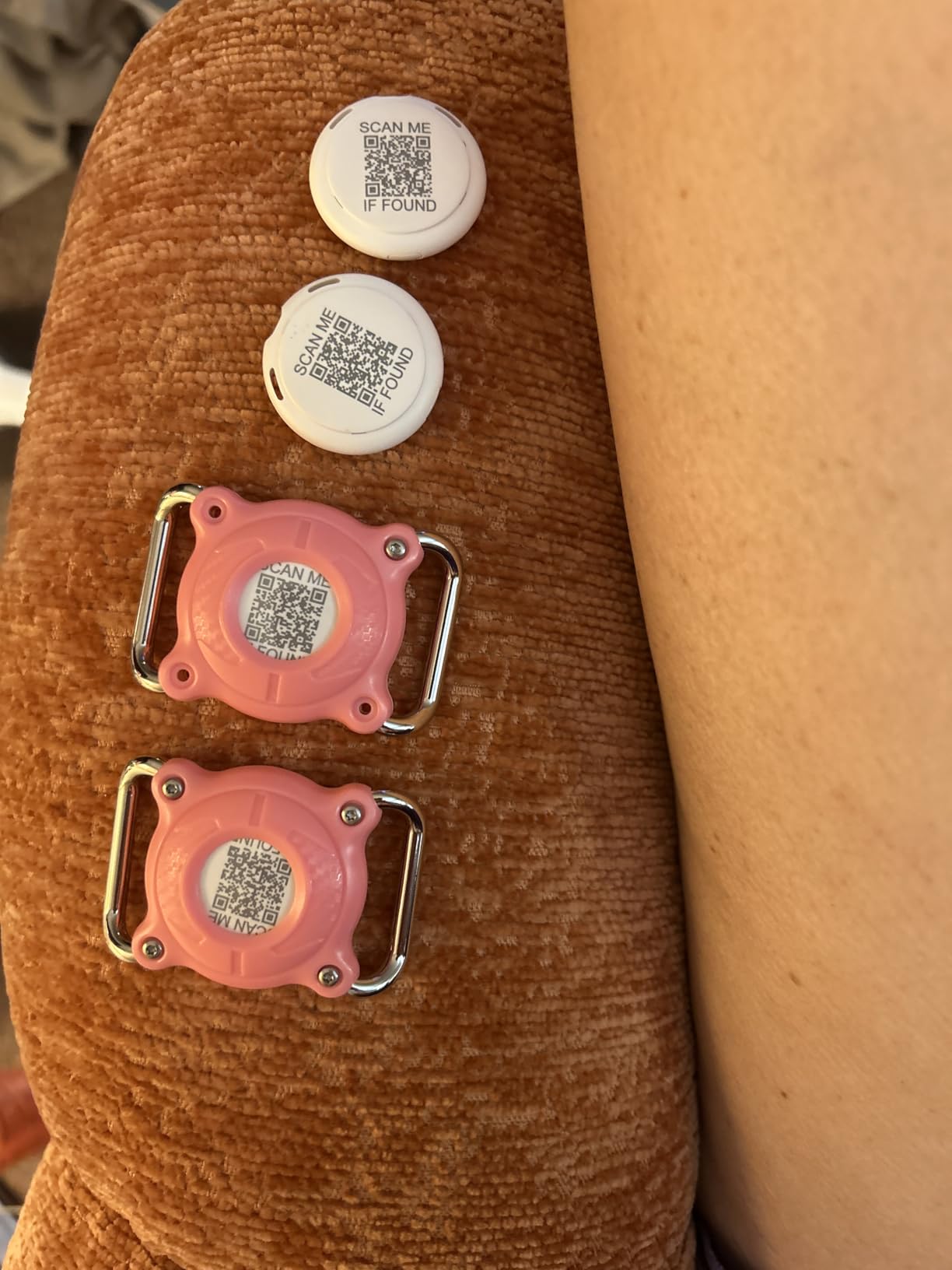 2 Pack Tracker Tags [Apple MFi Certified] Pair with Apple Find My (iOS Only) Bluetooth Air Smart Tags Key Finder Item Locator Waterproof Finder Worldwide Tracking for Pets Wallet Backpack Dogs Luggage customer photo 2