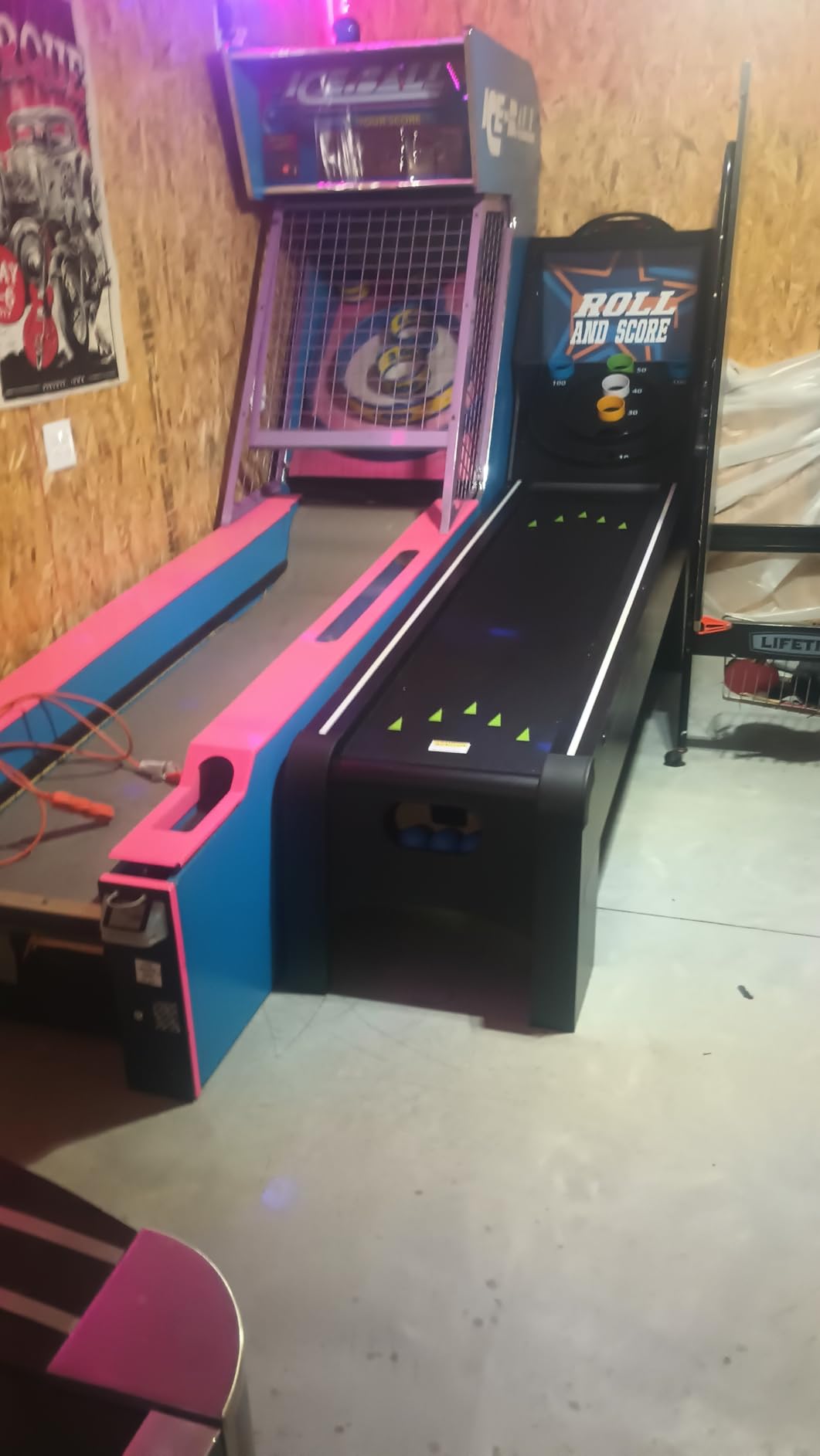 VEVOR Roll and Score Classic Arcade GameTable, Sky Ball Table Machine, LED ElectronicScorer & Track Lighting, Sound, Automatic BallReturn, Home Recreation Game Room customer photo 1