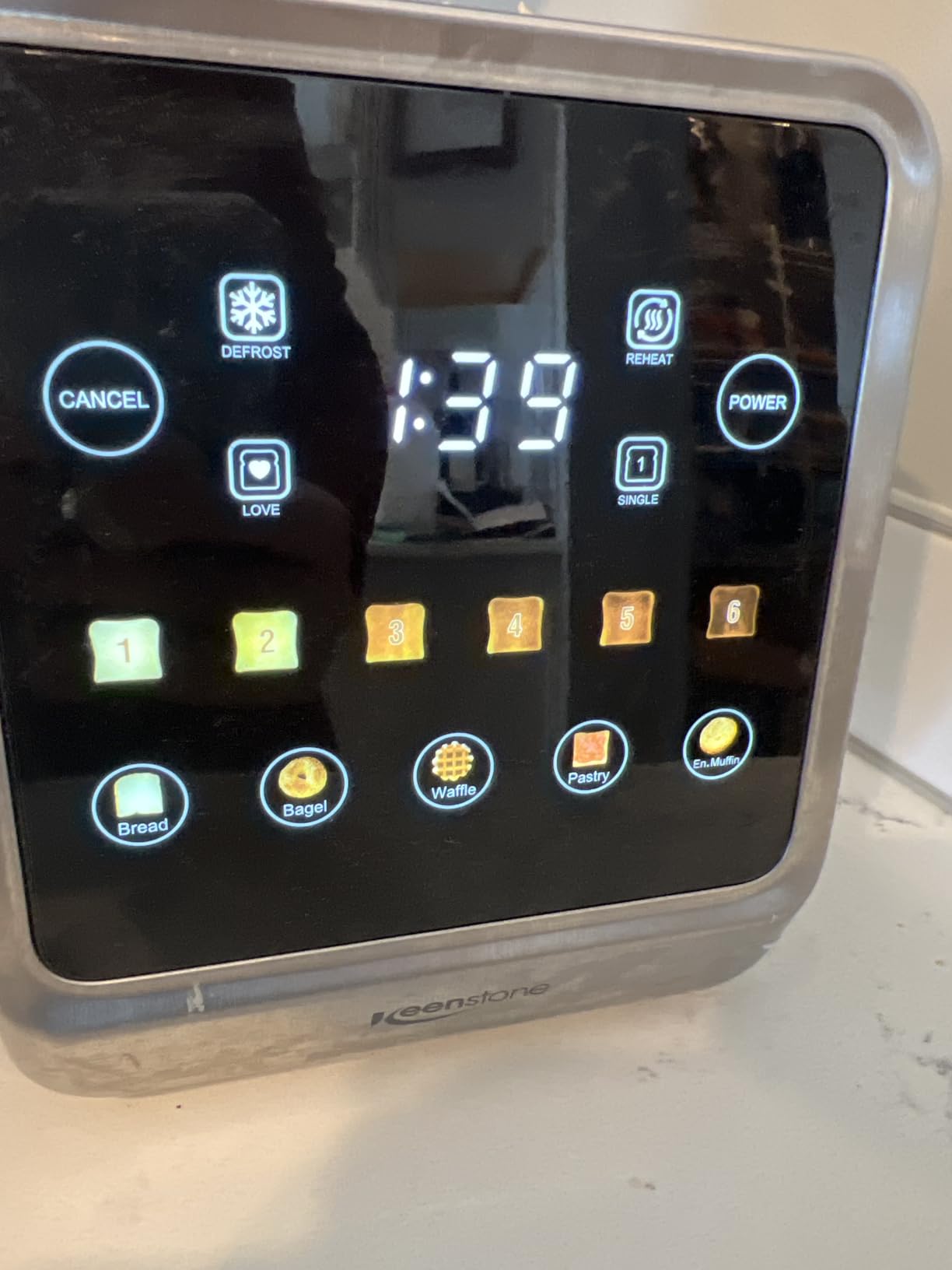 Keenstone Toaster 4 Slice, Digital Smart Toaster with TouchScreen, Memory Function, Single Slot Toasting, Timer, Reheat & Defrost for Bagels, Bread, Waffles, Muffin, Stainless Steel Kitchen Essentials customer photo 1