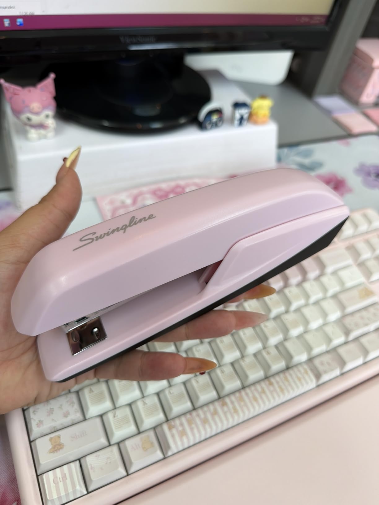 Swingline Stapler, 20 Sheet Capacity, 545 Desktop Stapler, Blush Pink (S7054513) customer photo 2