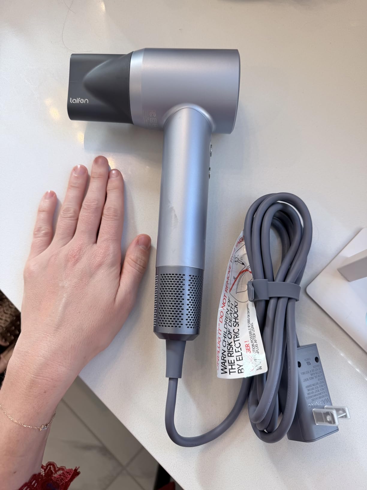Laifen Swift Hair Dryer, High Speed 200M Ionic Blow Dryer with 110,000 RPM Brushless Motor for Fast Drying, Low Noise, Hairdryer with Magnetic Nozzle, HD500 customer photo 1