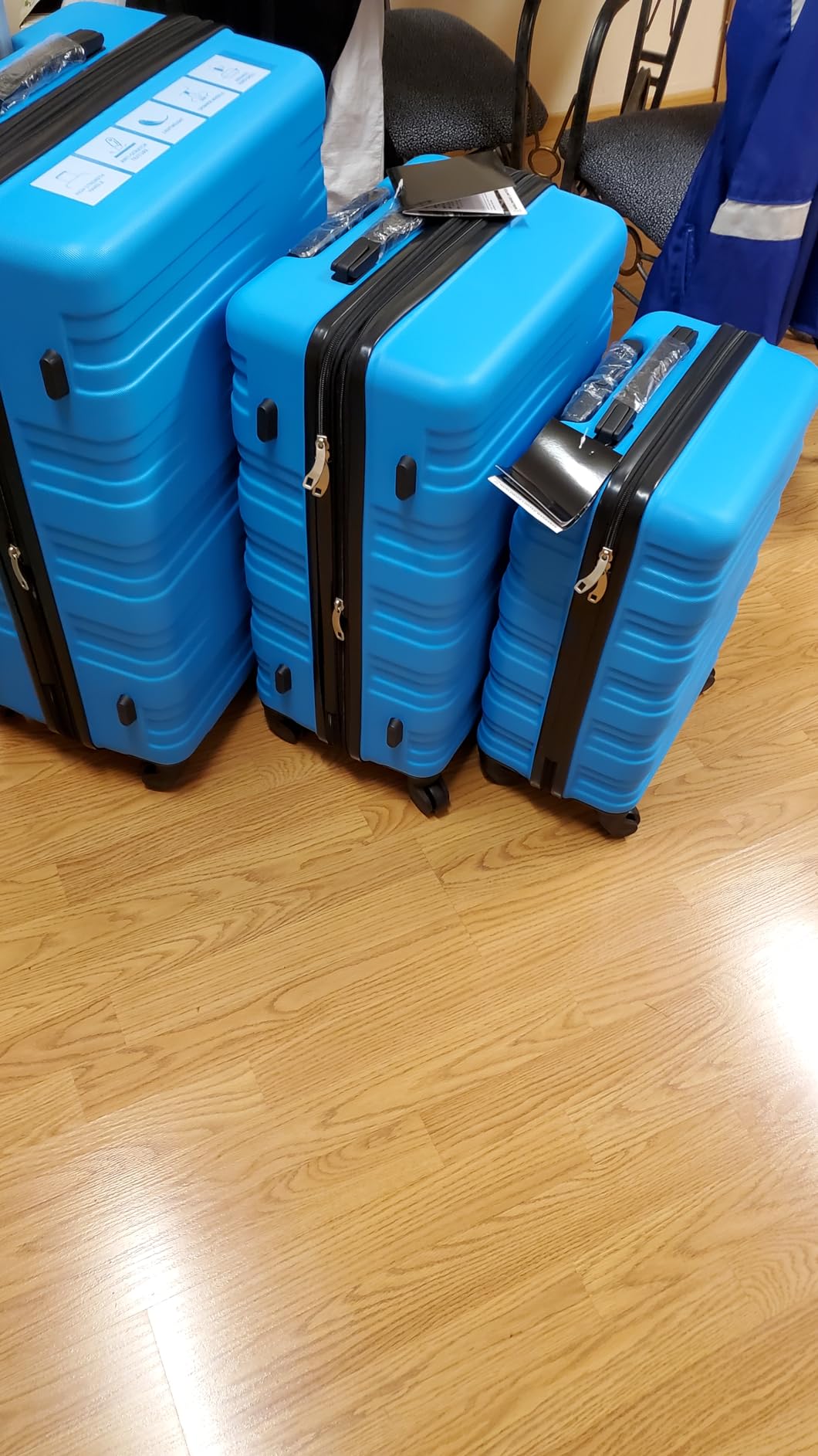 Luggage Sets 3 Piece Front Opening, Hardside Lightweight Carry on Suitcase with Cup Holder USB Port,Durable Expandable Luggage with Bags Spinner Wheels and TSA Lock,Sky Blue customer photo 2