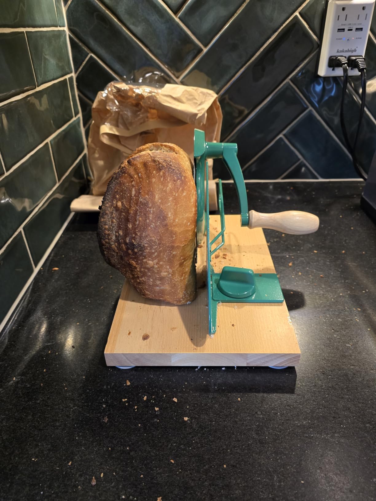 Brvclon Manual Bread Slicer for Homemade Sourdough, Adjustable Thickness, Hand Crank Bread Slicer with Stainless Steel Blade, Aluminum Alloy Frame & Solid Wood Base, Comes with 10 Bread Bags customer photo 1