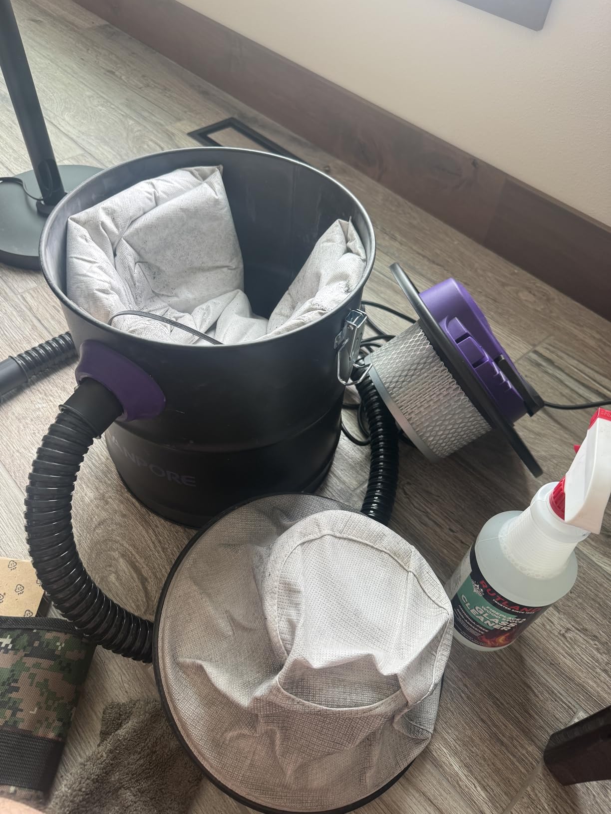 Ash Vacuum Cleaner 5.2 Gallon with 1200w Suction Power&Wheeled Base, Ash Vacuum for Pellet Stoves, Fireplaces, Grill, Wood Stove, Fire Pits,Green customer photo 1