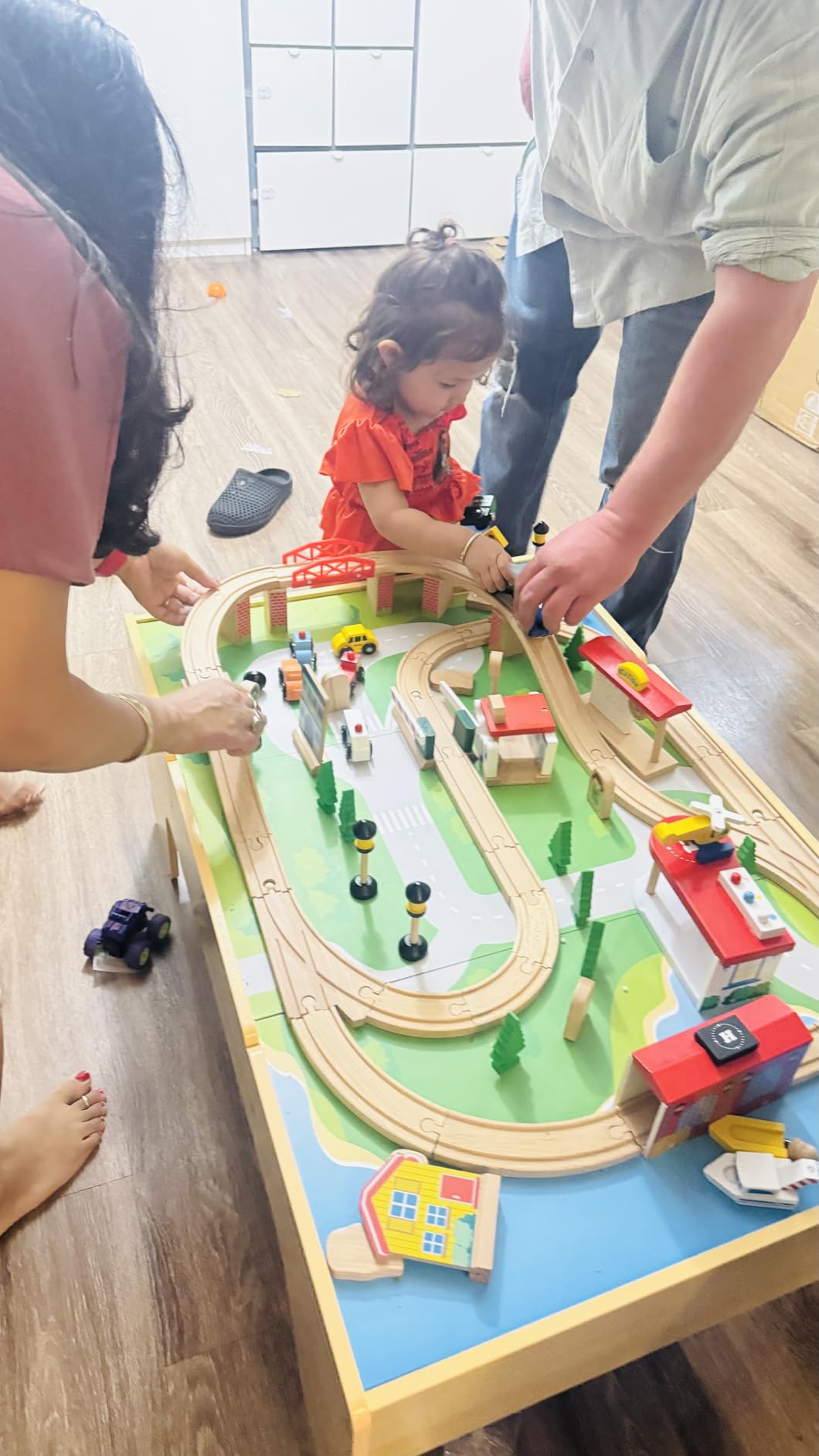Costzon Train Table, 5 in 1 Kids Activity Wooden Set w/ 78 Pieces Railway Playset, Reversible Map Top, Blackboard, Building Bricks Station & Large Storage Space, Toddler Sensory Table for 18 M+ customer photo 2