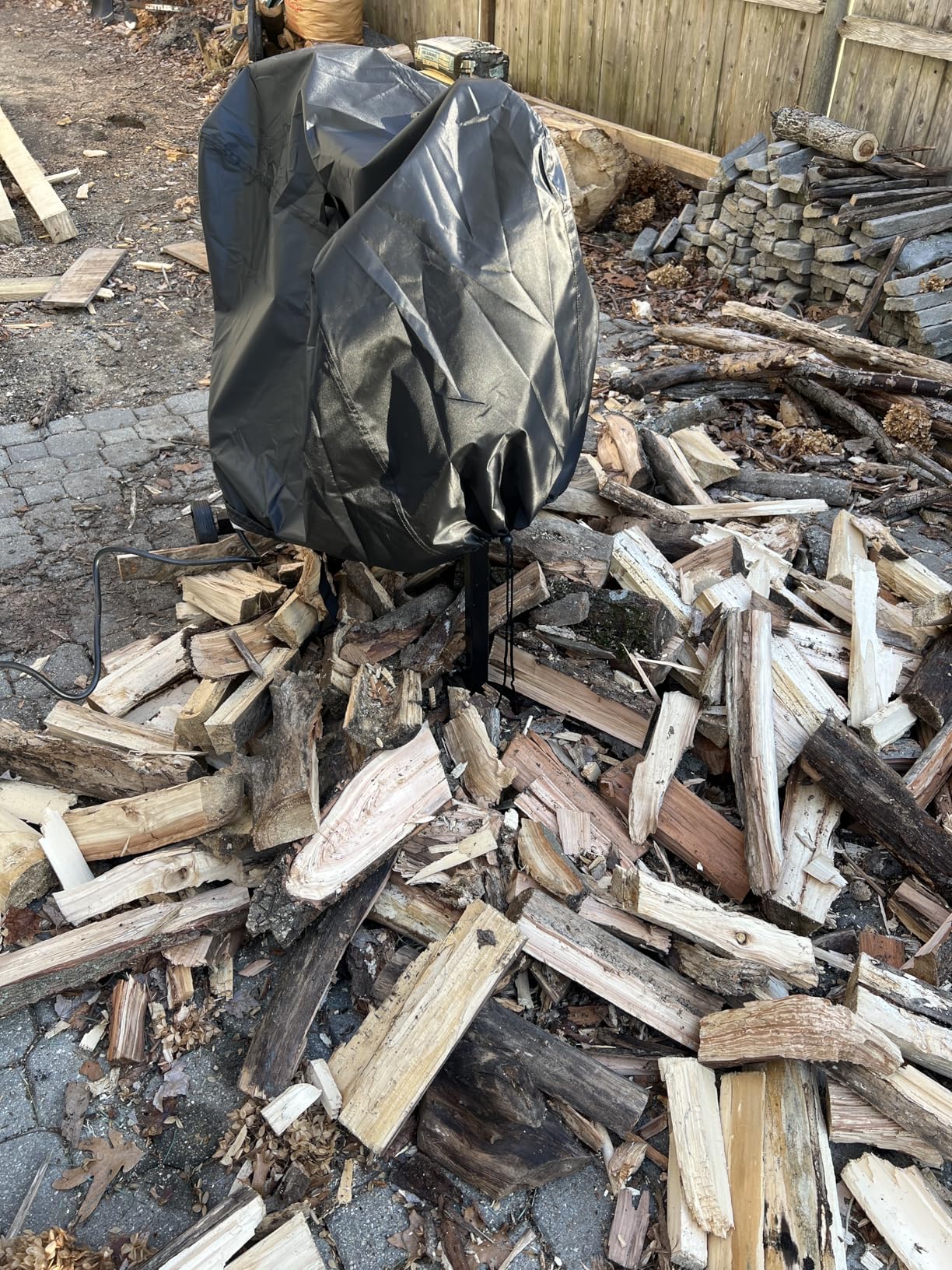 BILT HARD 6.5 Ton Electric Log Splitter with Stand - 15 Amp Motor Wood Splitter with Hydraulic Ram, Electric Firewood Splitting Machine Firewood Processing, Home Heating, and Yard Maintenance customer photo 1