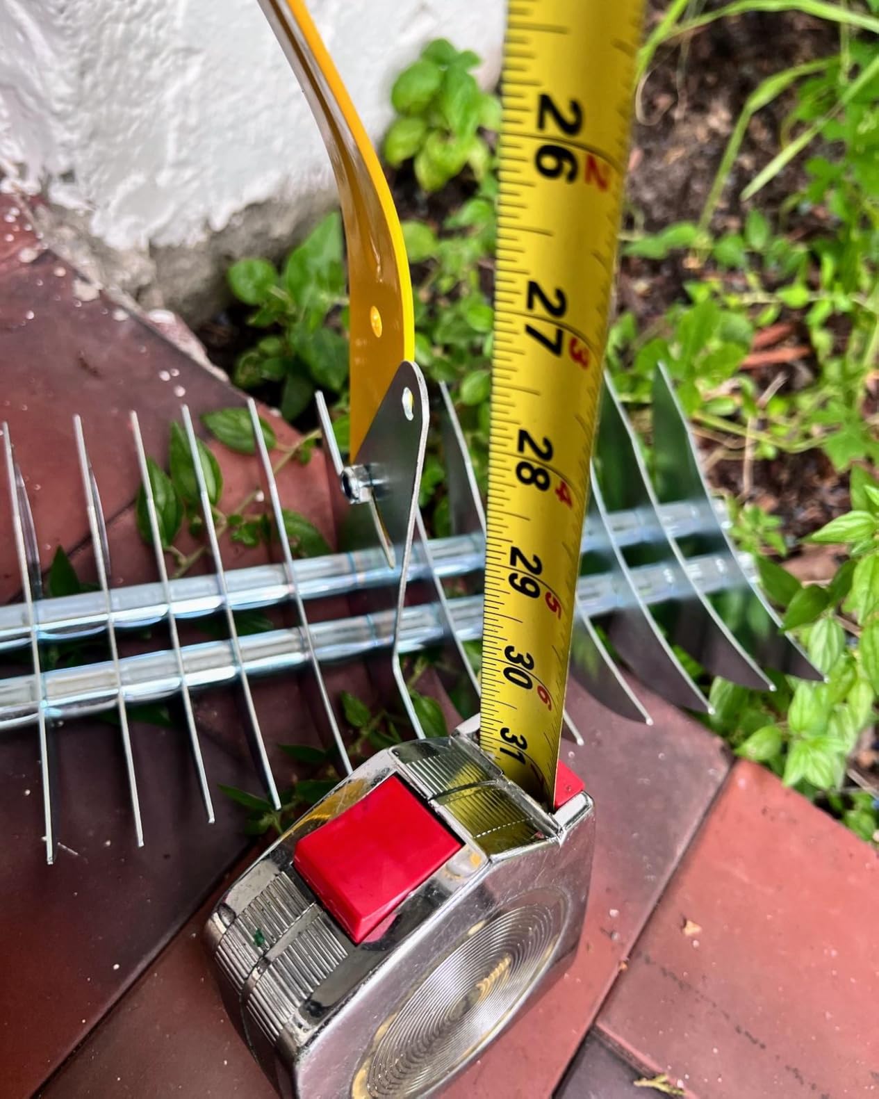 Thatch Rake for Lawn with 74inch Handle, 15 inch Dethatcher Rake for Grass to Cleaning Dead Grass, Efficient Steel Metal Rake for Dethatching, Heavy Duty Thatching Rakes for Garden, Yard customer photo 2