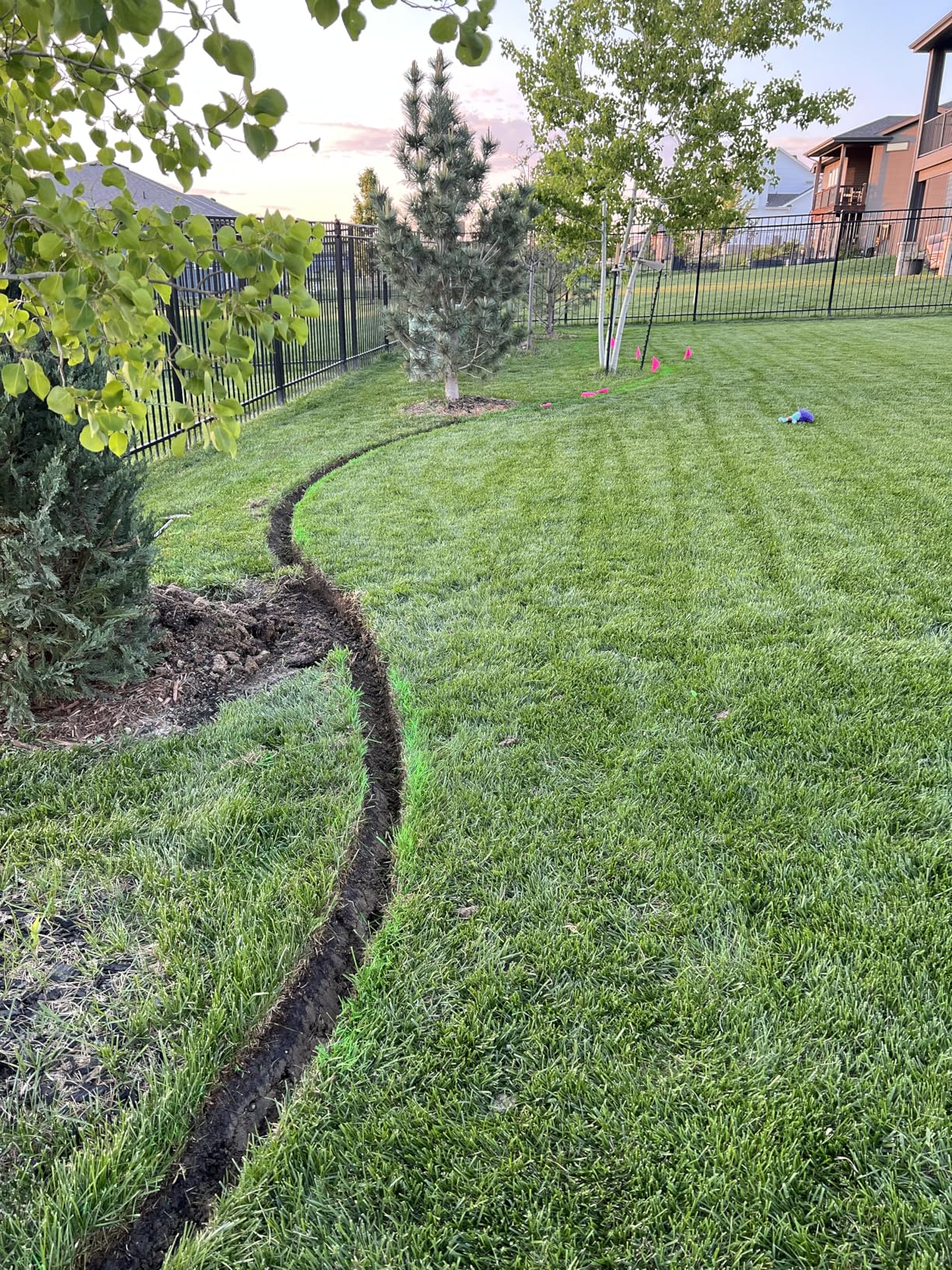 Sod Cutter Knife: Stainless Steel 11.14-Inch Sharp Blade, Double Side Utility Lawn Repair Saw with Nylon Sheath customer photo 2
